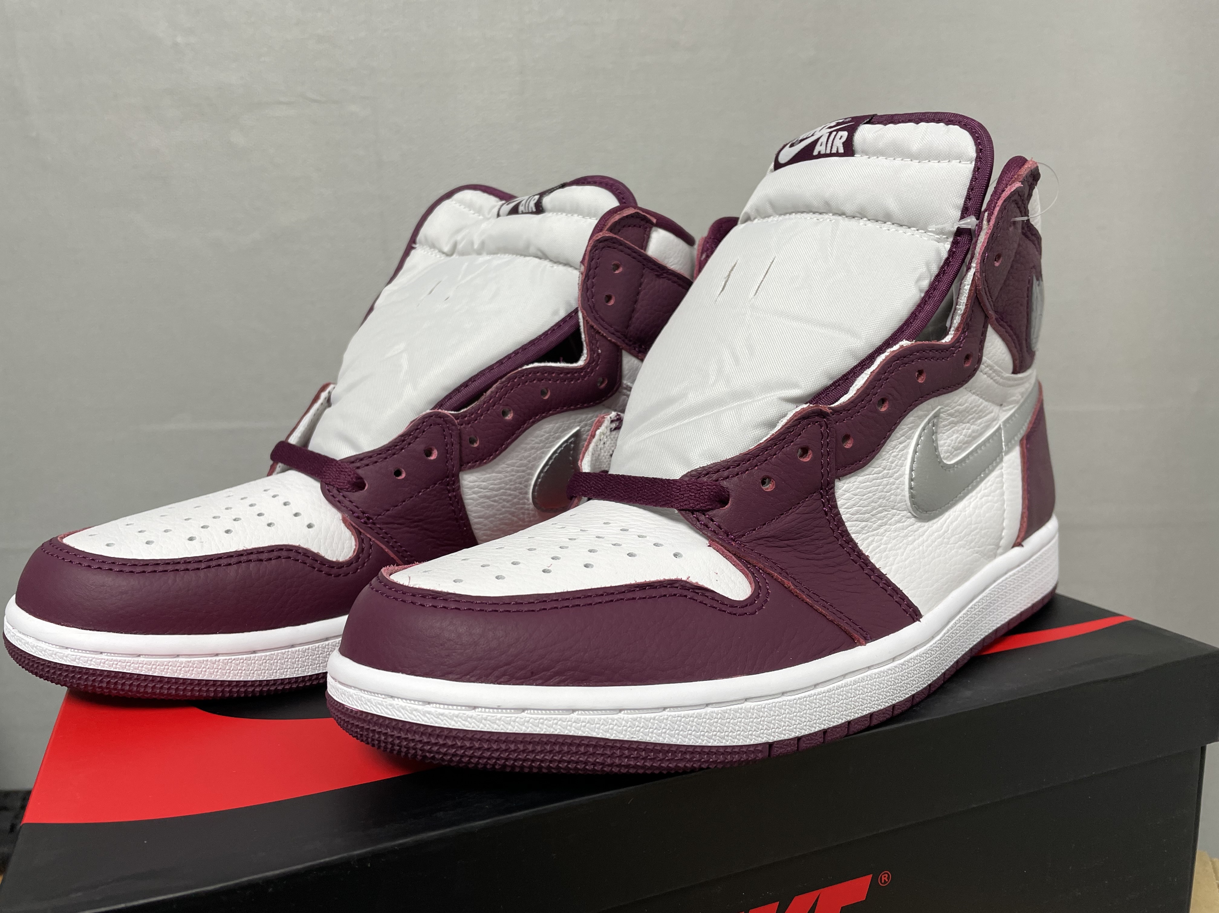 Jordan 1 Retro High OG Bordeaux 착용 스타일