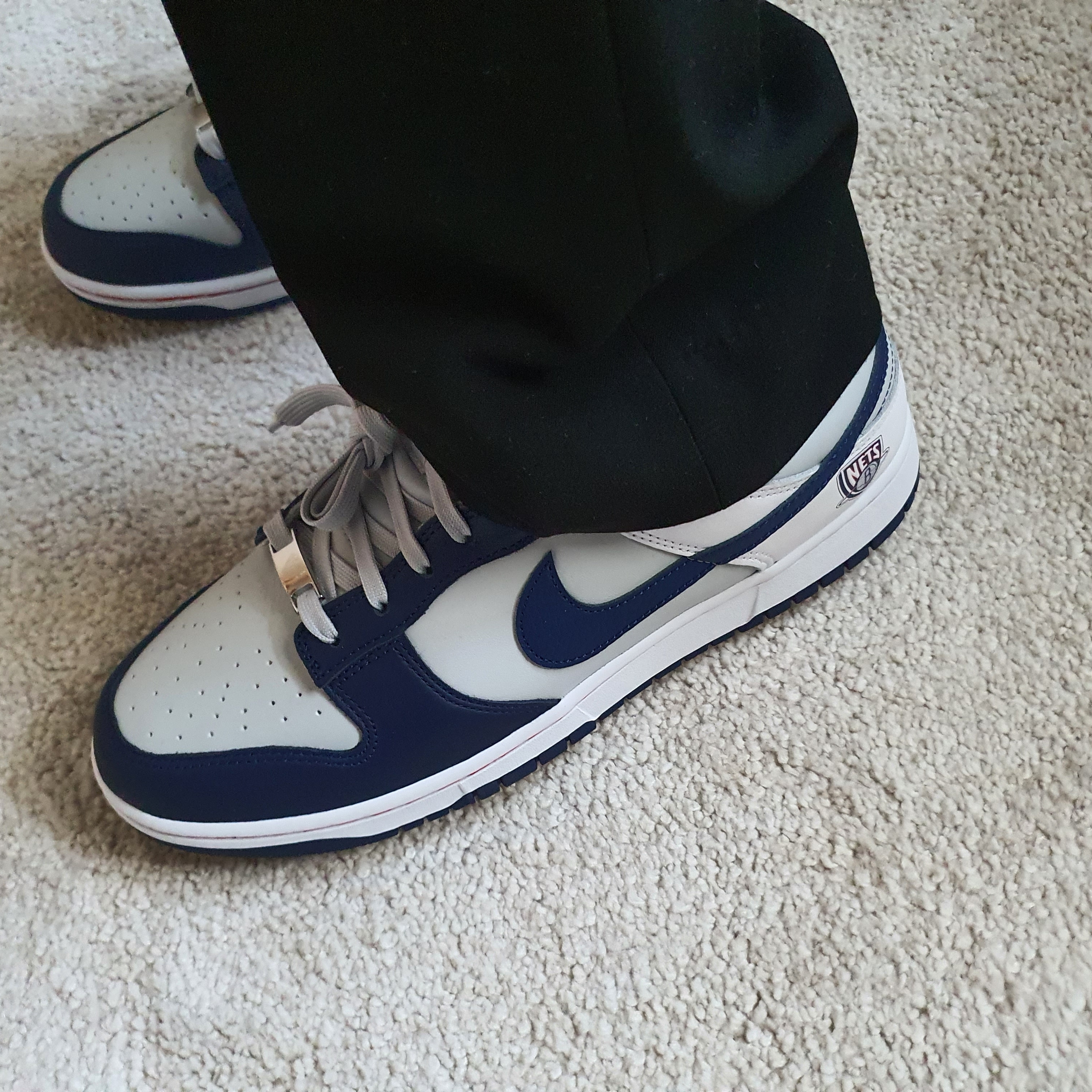 Nike x NBA Dunk Low Retro EMB Nets 착용 스타일 - 1