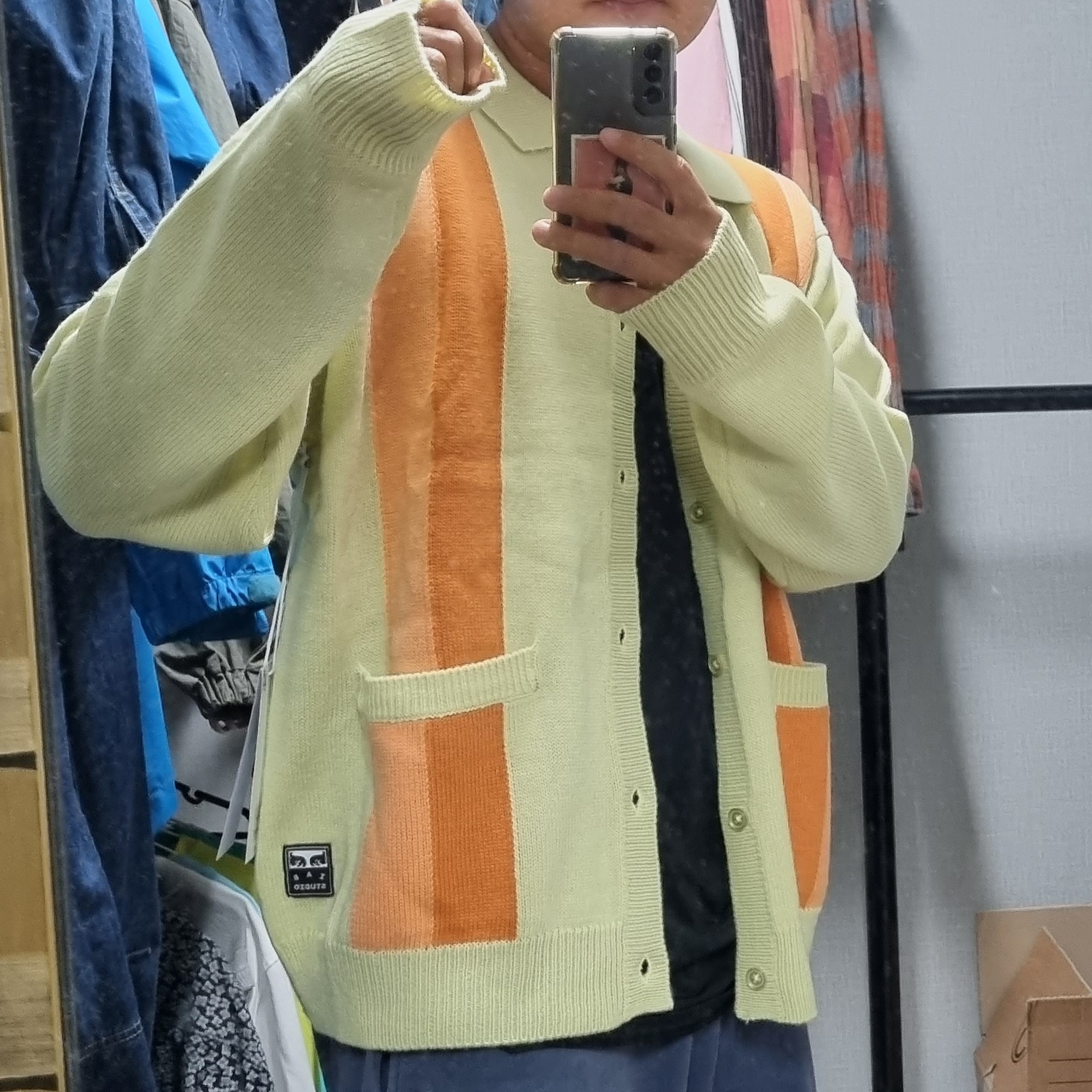 IAB Studio x Obey Archer Cardigan Yellow 착용 스타일 - 1