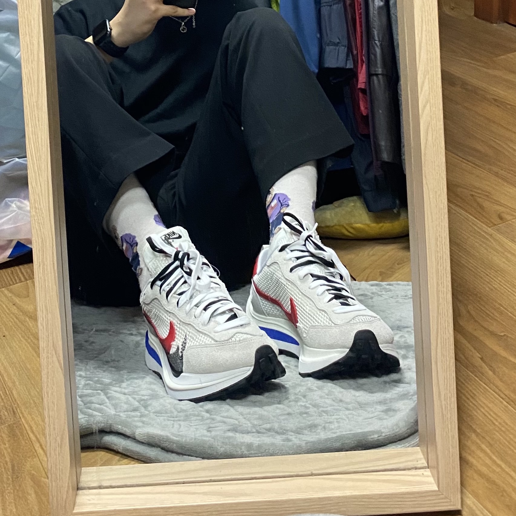Nike x Sacai VaporWaffle Royal Fuchsia 착용 스타일 - 1