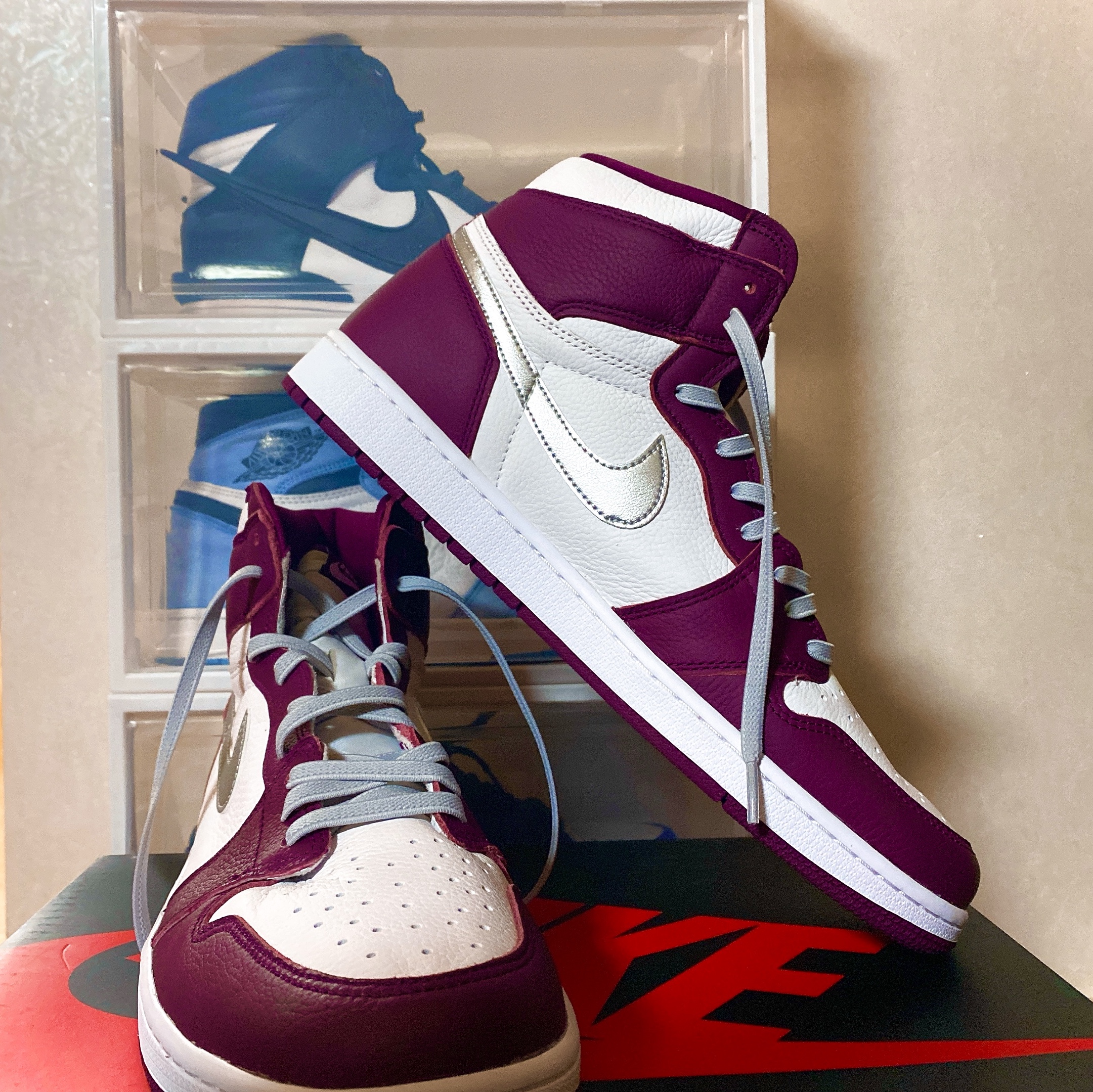 Jordan 1 Retro High OG Bordeaux, (GS) Jordan 1 Retro High OG Bordeaux 착용 스타일
