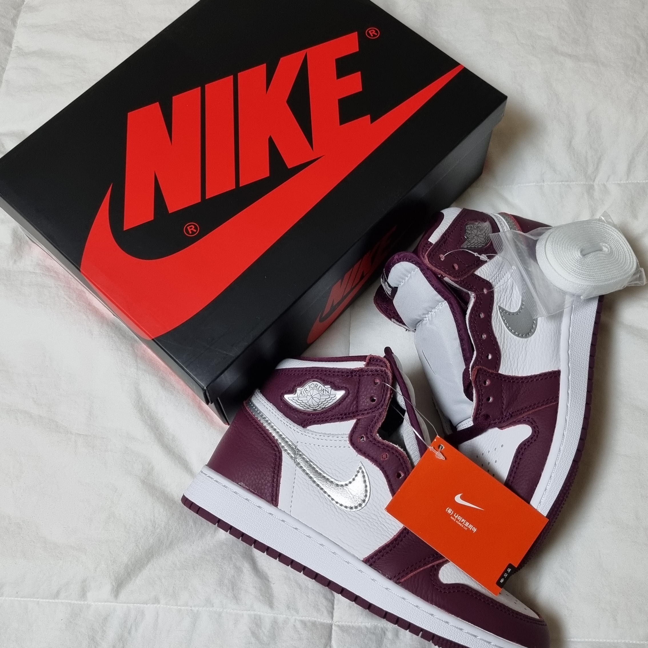 (GS) Jordan 1 Retro High OG Bordeaux 착용 스타일