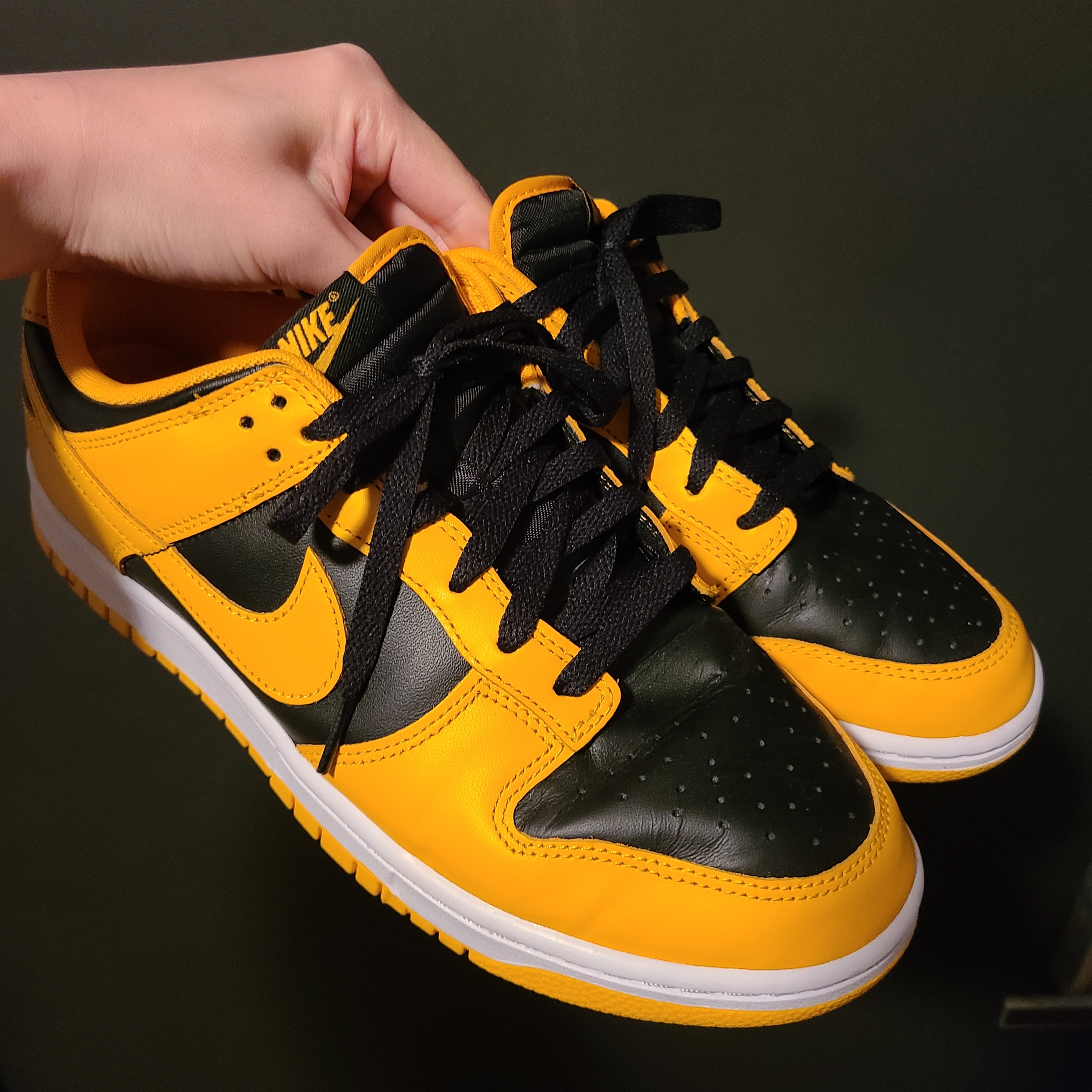 Nike Dunk Low Retro Championship Goldenrod 착용 스타일