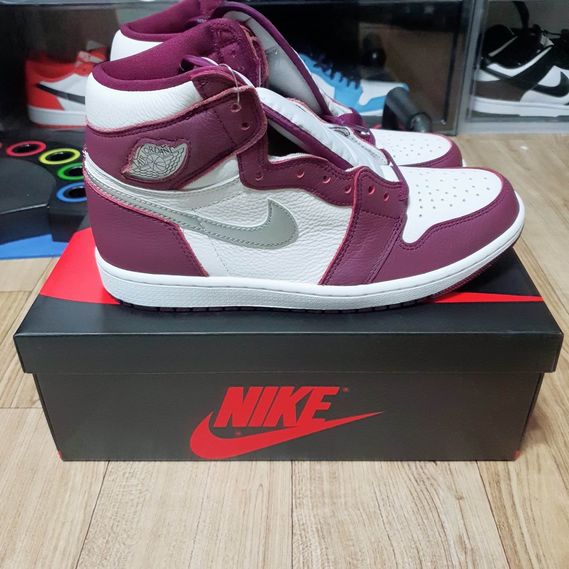 Jordan 1 Retro High OG Bordeaux, Jordan 1 Retro High OG CO.JP Midnight Navy 착용 스타일 - 3
