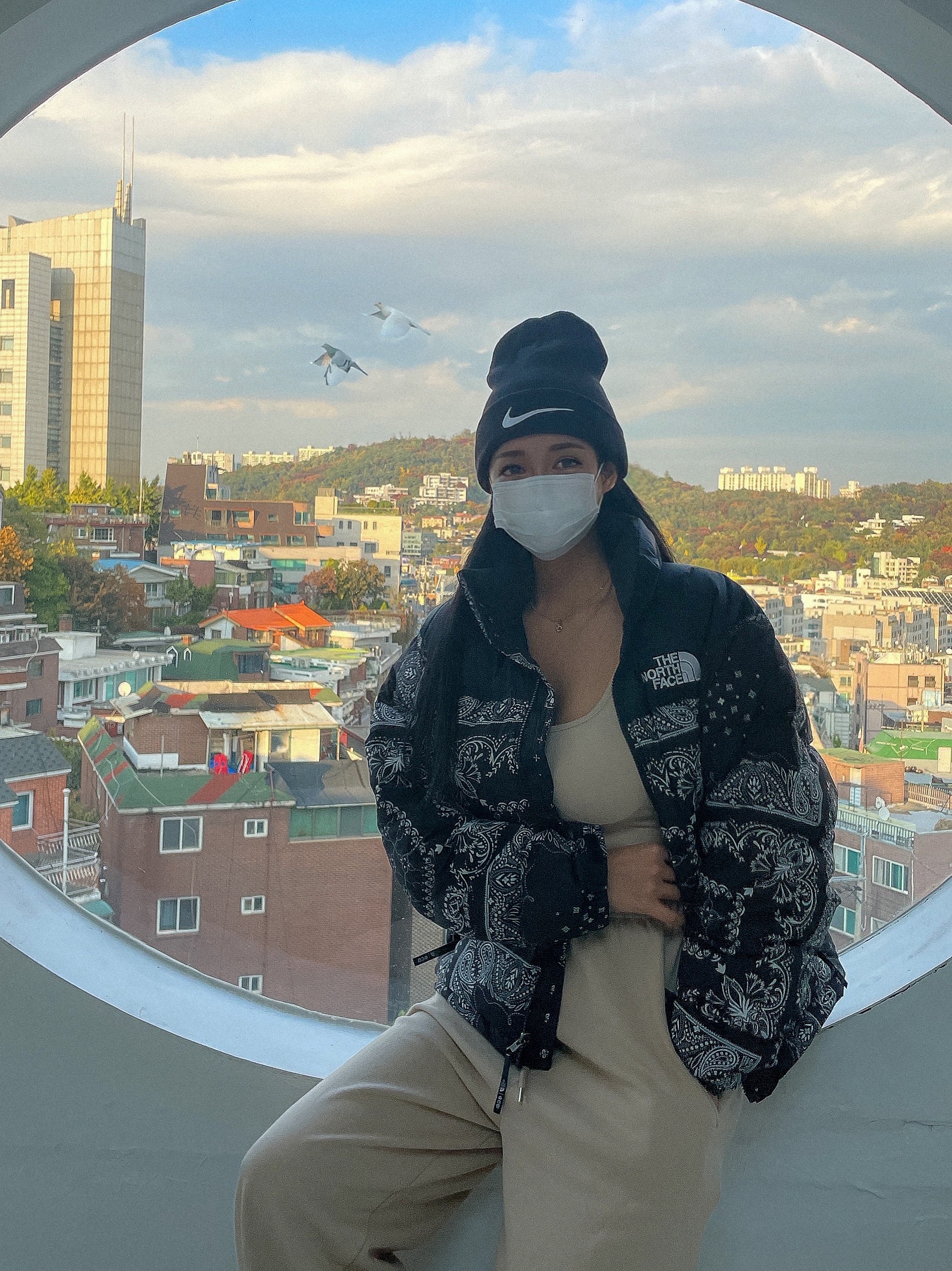 The North Face 1996 Novelty Nuptse Jacket Real Black - 21FW, Jordan 1 x Travis Scott x Fragment Retro Low OG SP Military Blue 착용 스타일 - 2