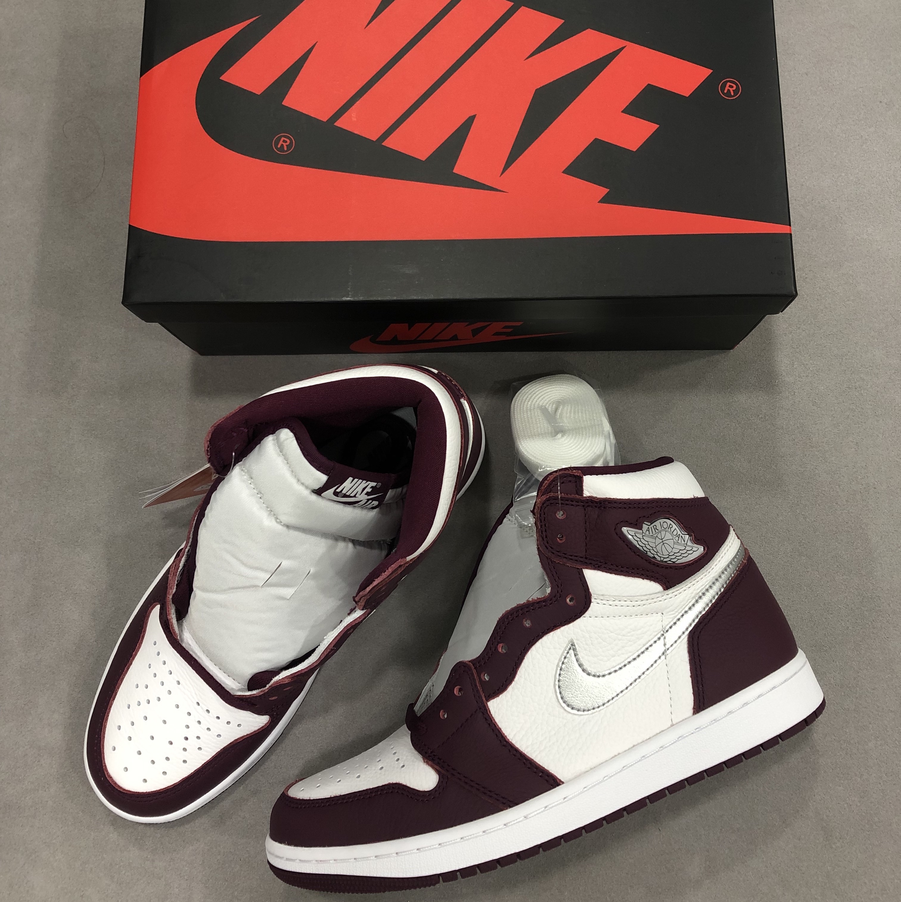 Jordan 1 Retro High OG Bordeaux 착용 스타일