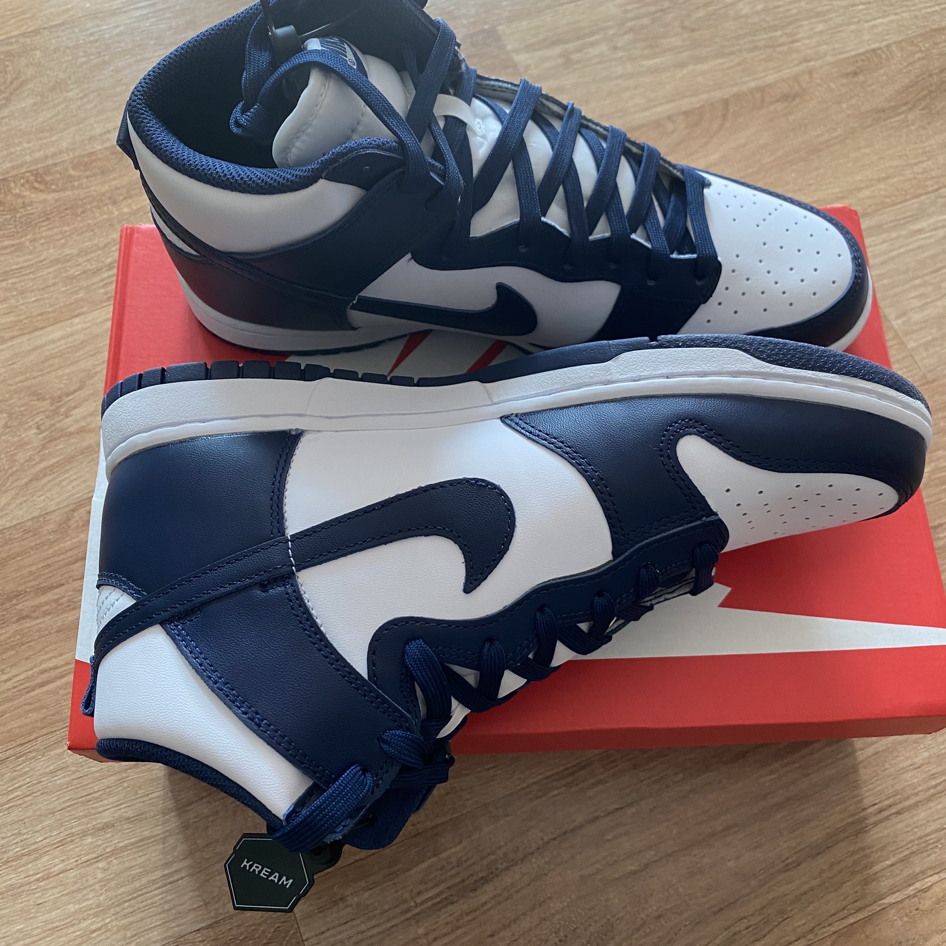 Nike Dunk High Retro Championship Navy 착용 스타일