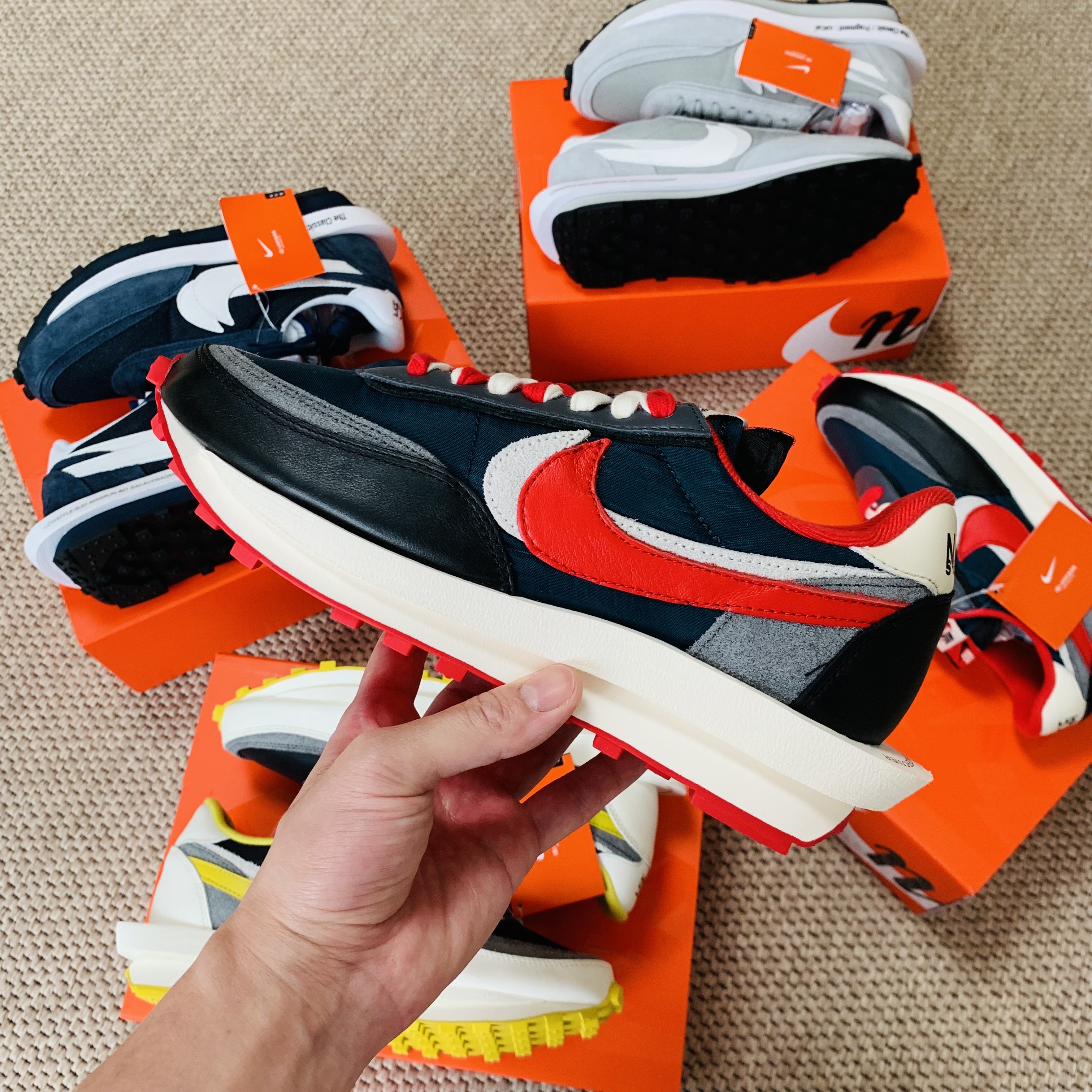 Nike x Sacai x Fragment LDWaffle Light Smoke Grey, Nike x Sacai x Fragment LDWaffle Blackened Blue 착용 스타일 - 5