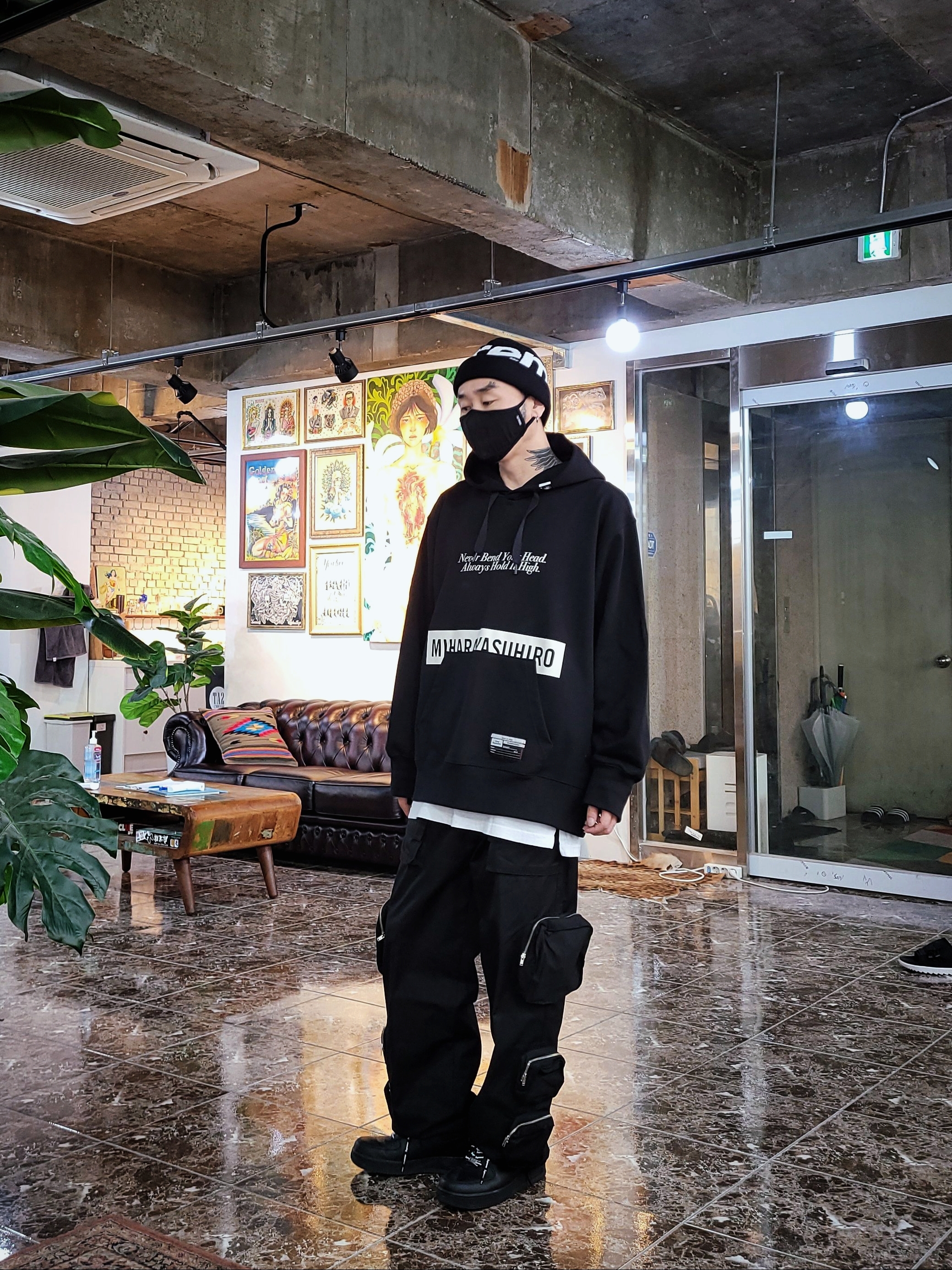 Supreme Big Logo Beanie Black, Nike x Supreme Air Force 1 Low Black 착용 스타일