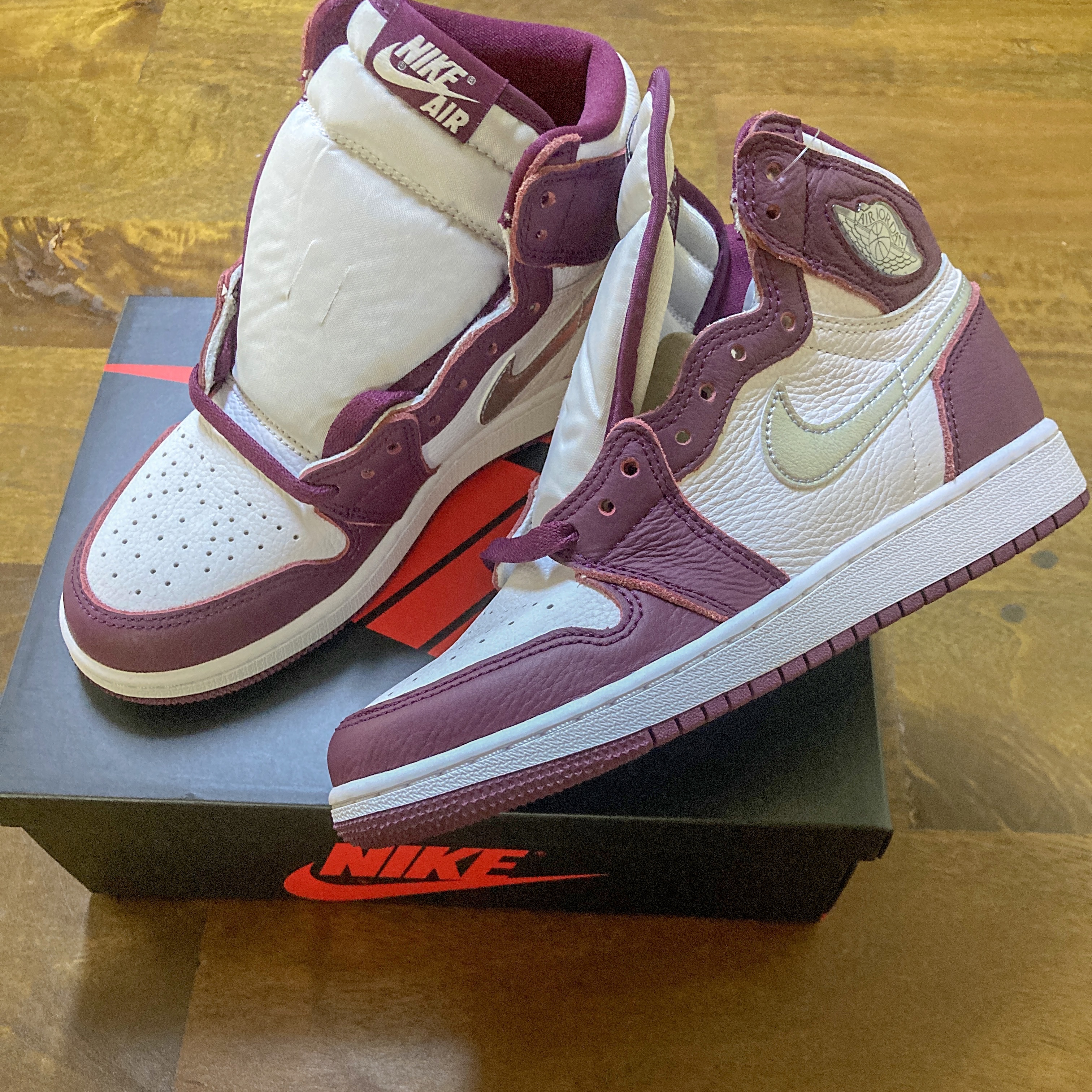 (GS) Jordan 1 Retro High OG Bordeaux 착용 스타일