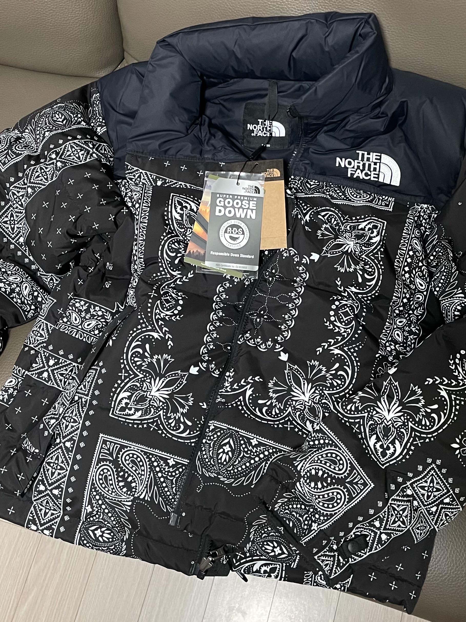The North Face 1996 Novelty Nuptse Jacket Real Black - 21FW, Jordan 1 x Travis Scott x Fragment Retro Low OG SP Military Blue 착용 스타일 - 3