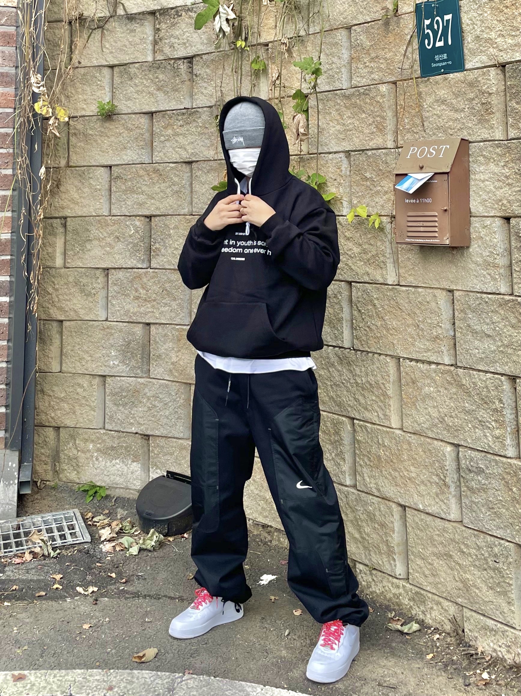 Nike x Supreme Air Force 1 Low White, Nike x Off-White NRG Pants Black 착용 스타일 - 1
