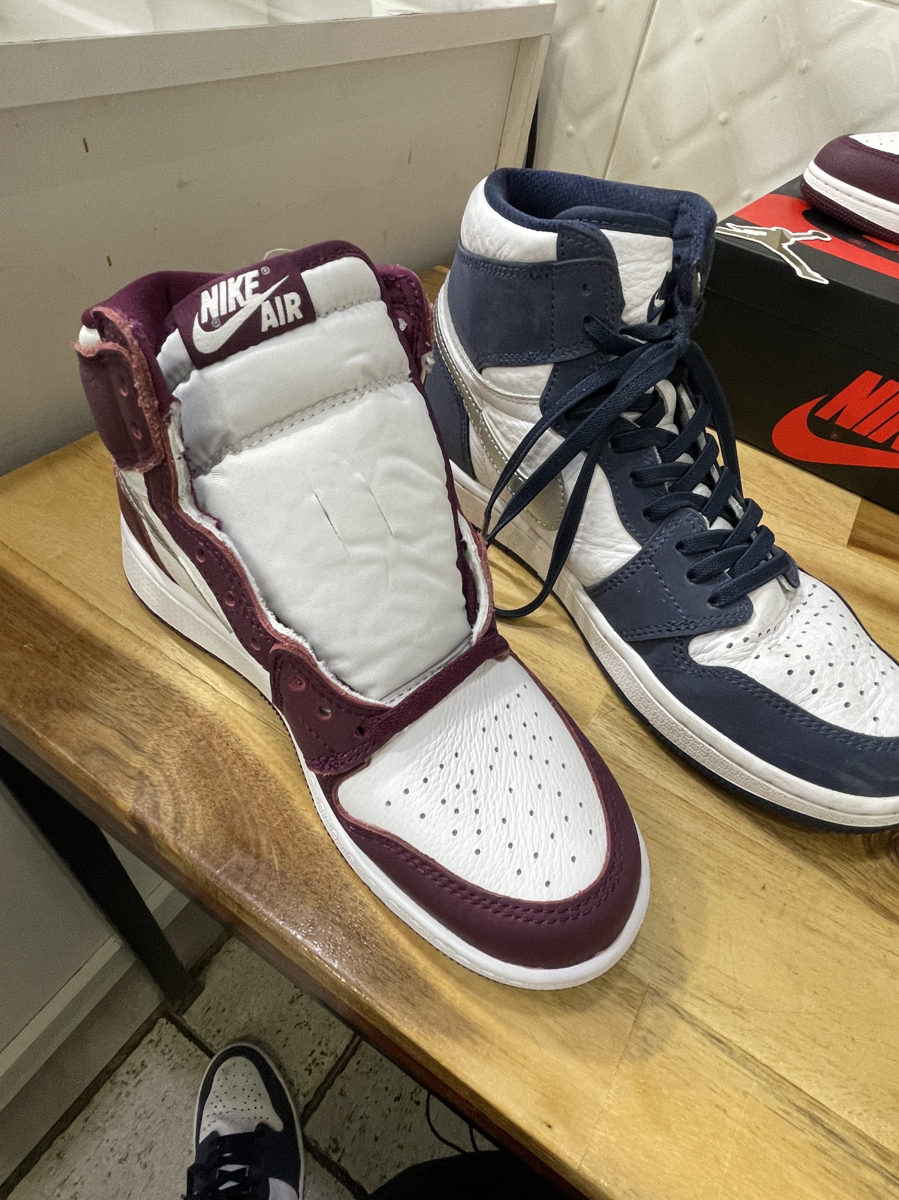Jordan 1 Retro High OG CO.JP Midnight Navy 착용 스타일 - 3