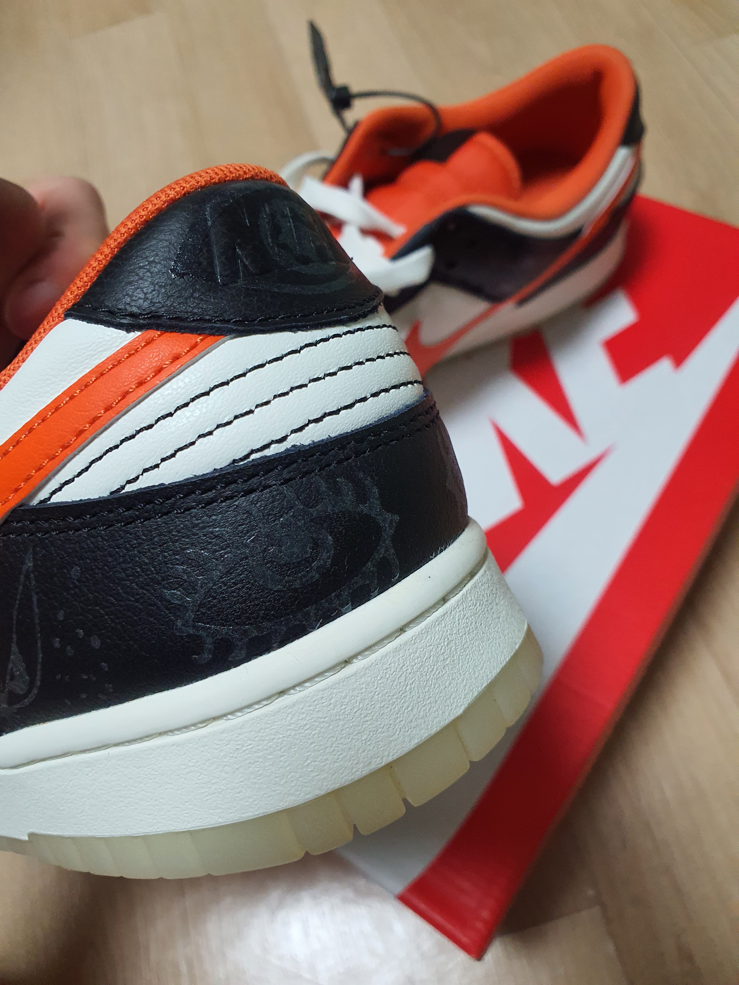 Nike Dunk Low Retro PRM Halloween 착용 스타일 - 2