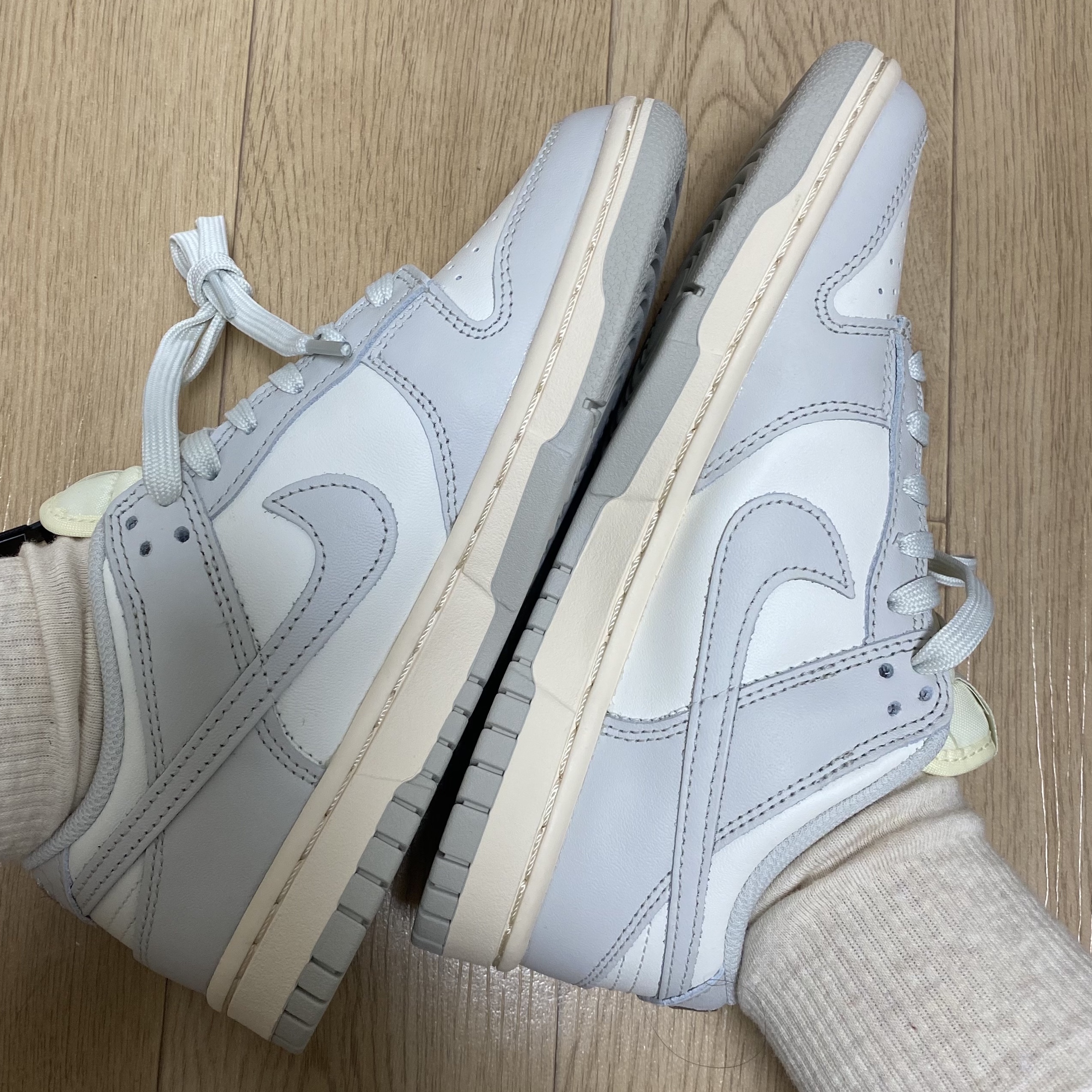 (W) Nike Dunk Low Light Bone 착용 스타일