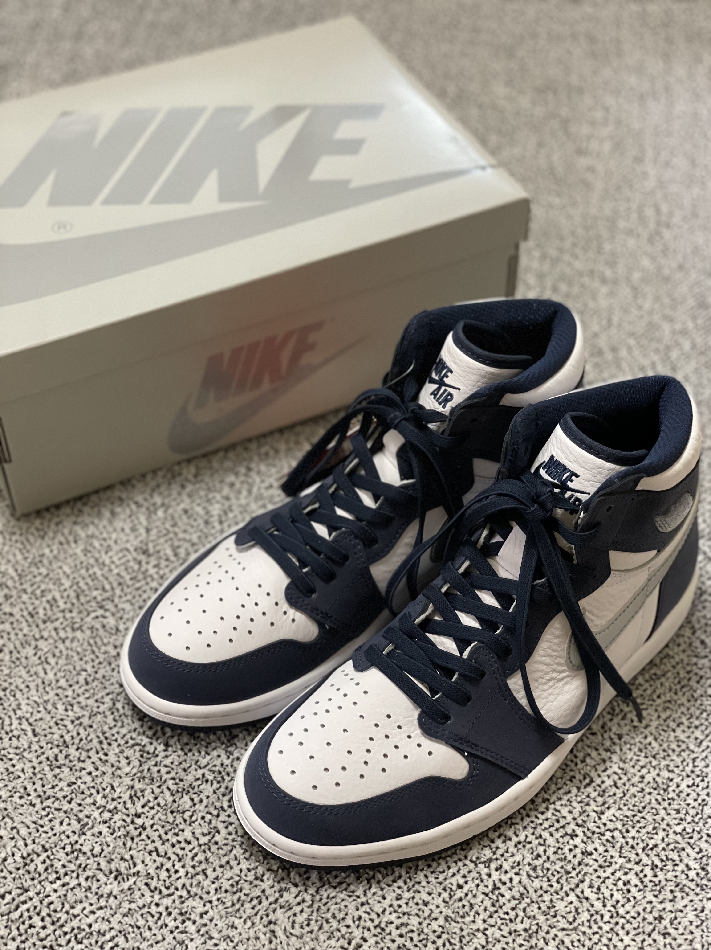 Jordan 1 Retro High OG CO.JP Midnight Navy 착용 스타일 - 2
