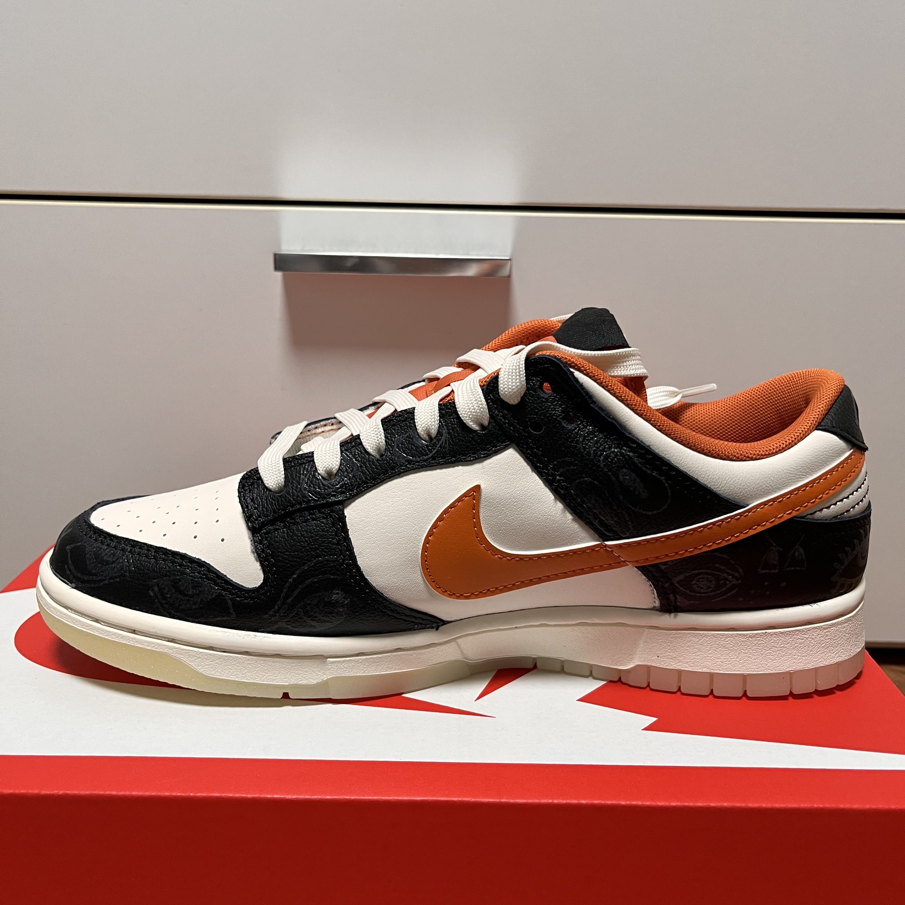 Nike Dunk Low Retro PRM Halloween 착용 스타일 - 5