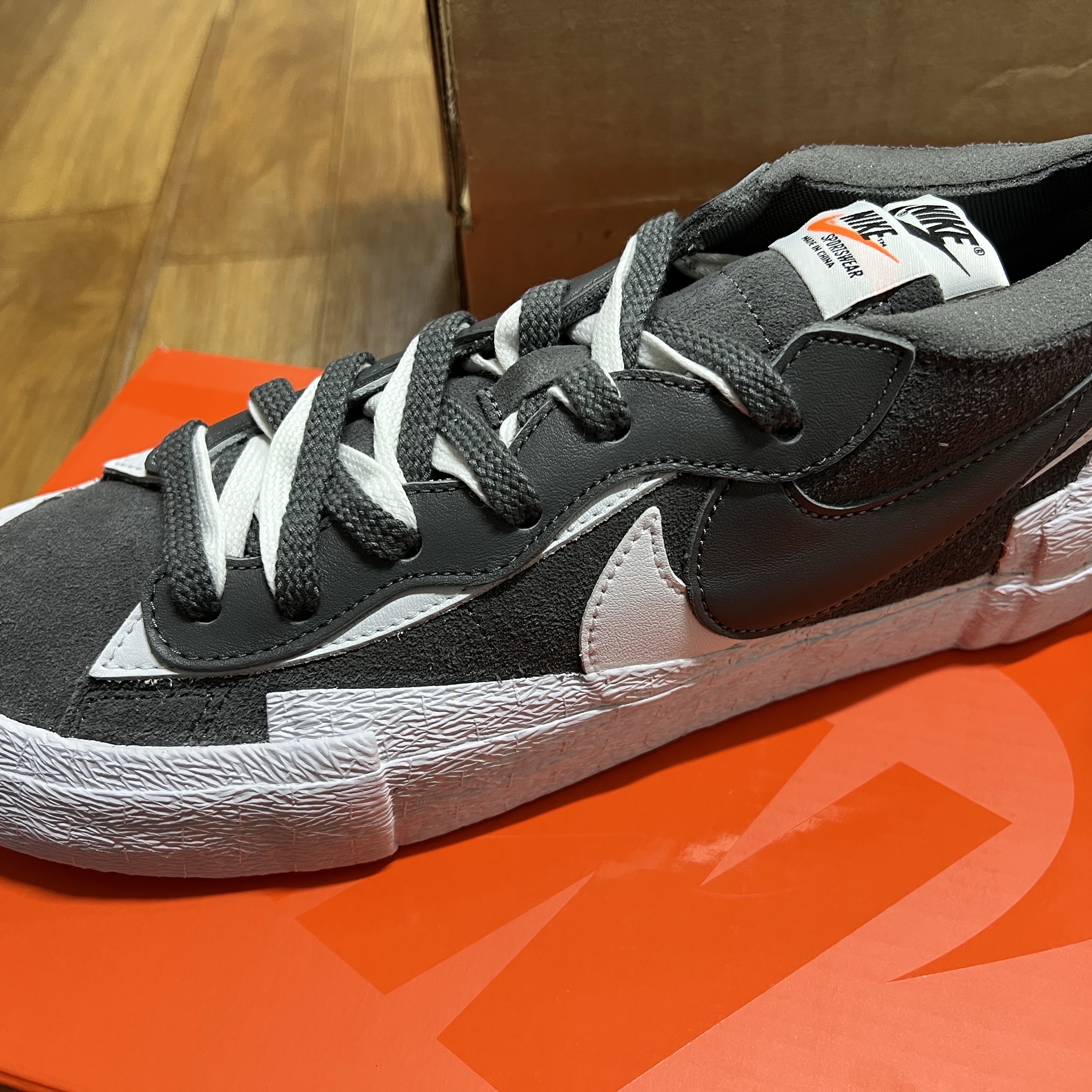 Nike x Sacai Blazer Low Iron Grey 착용 스타일