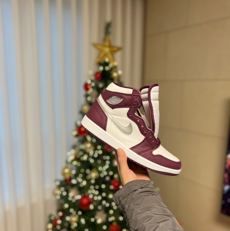 Jordan 1 Retro High OG Bordeaux 착용 스타일