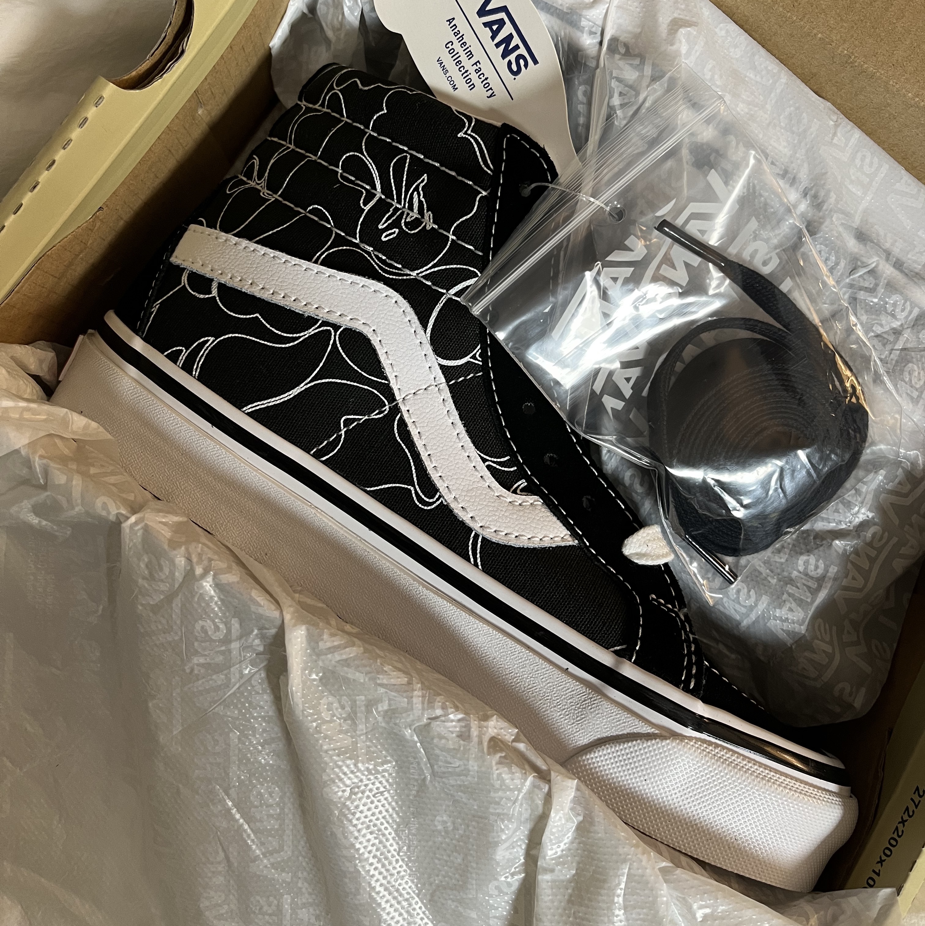 Vans x BAPE Sk8-Hi 38 DX Line ABC Camo Black 착용 스타일 - 1