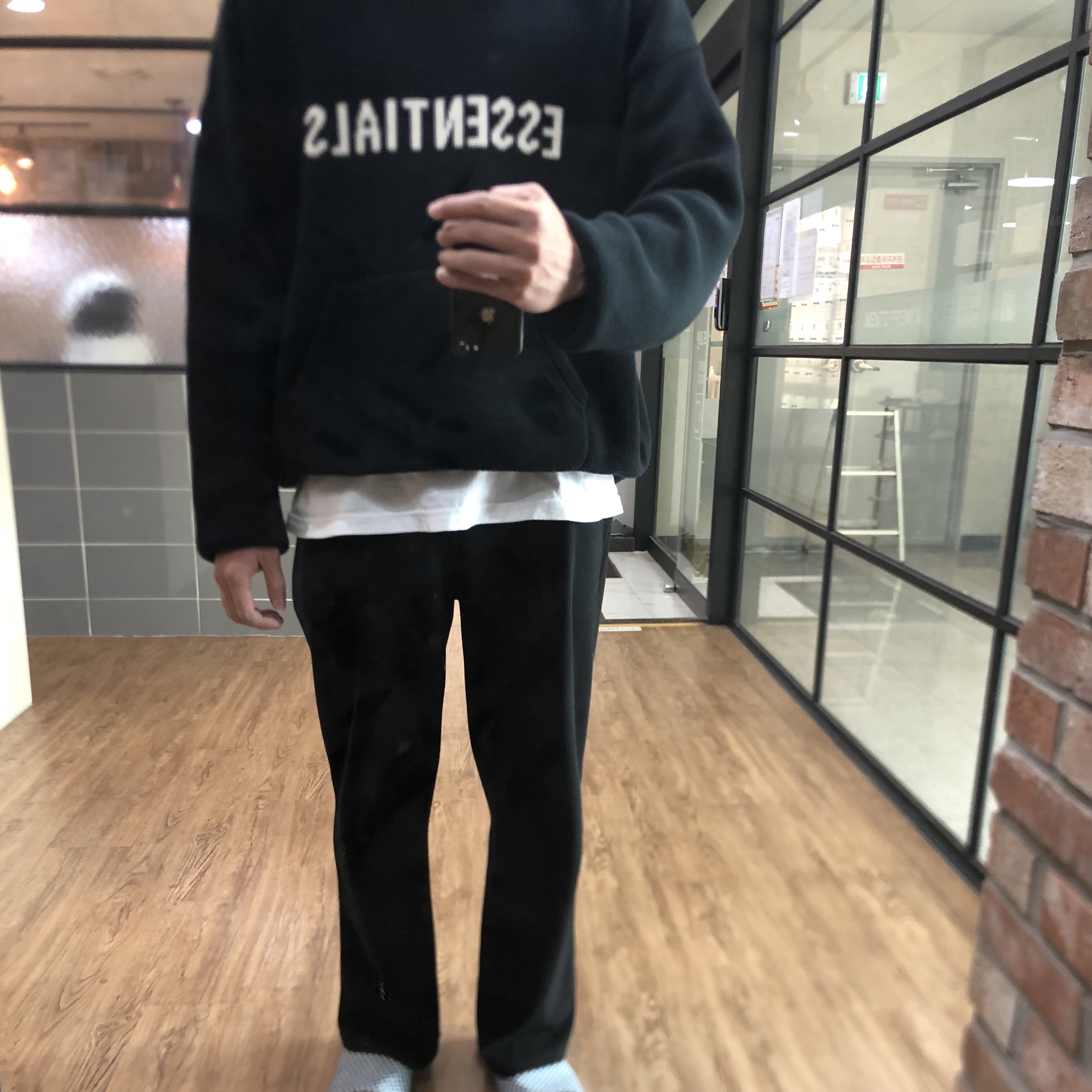 Essentials Knit Hoodie Black - 20FW 착용 스타일