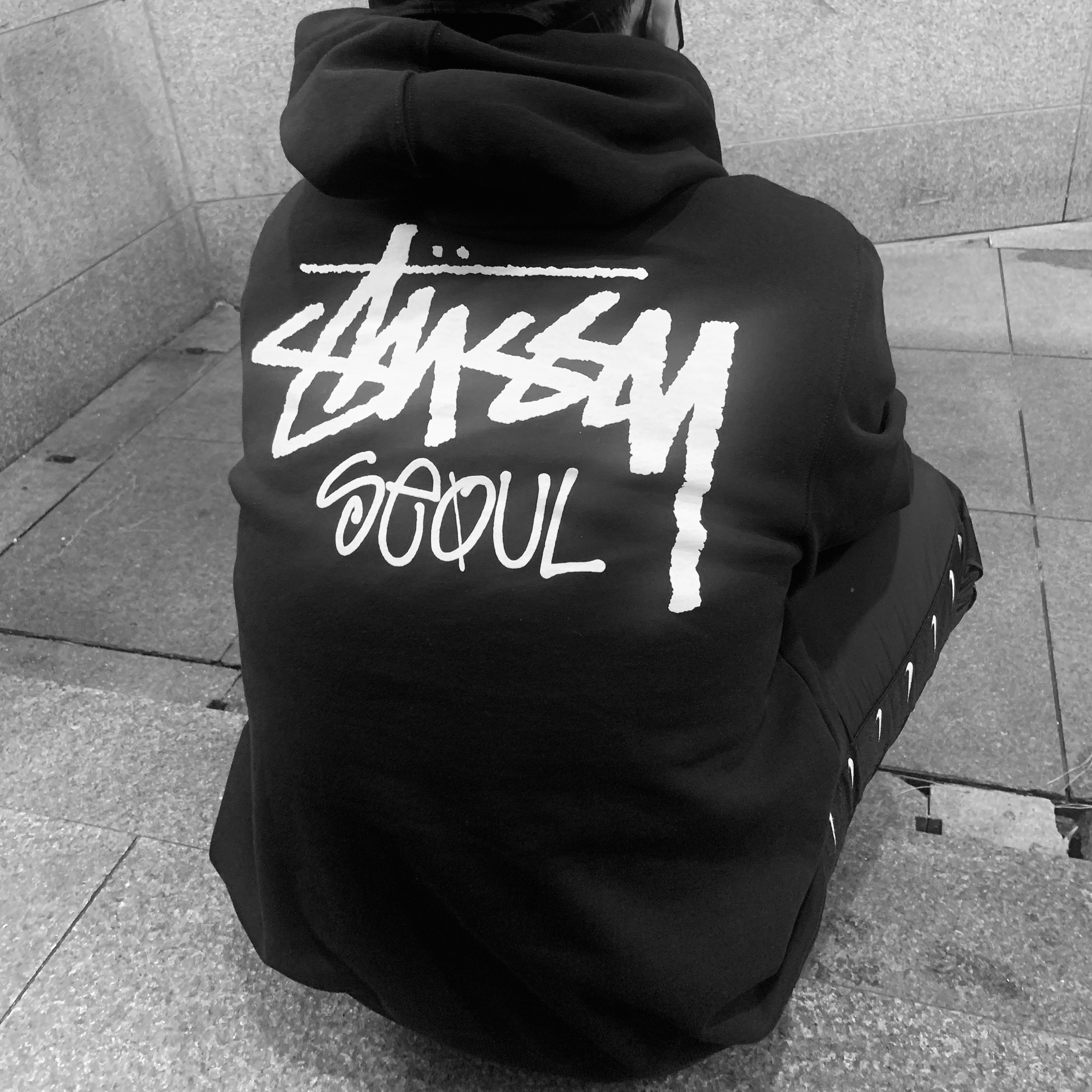 Stussy Stock Seoul Hood Black 2021 착용 스타일