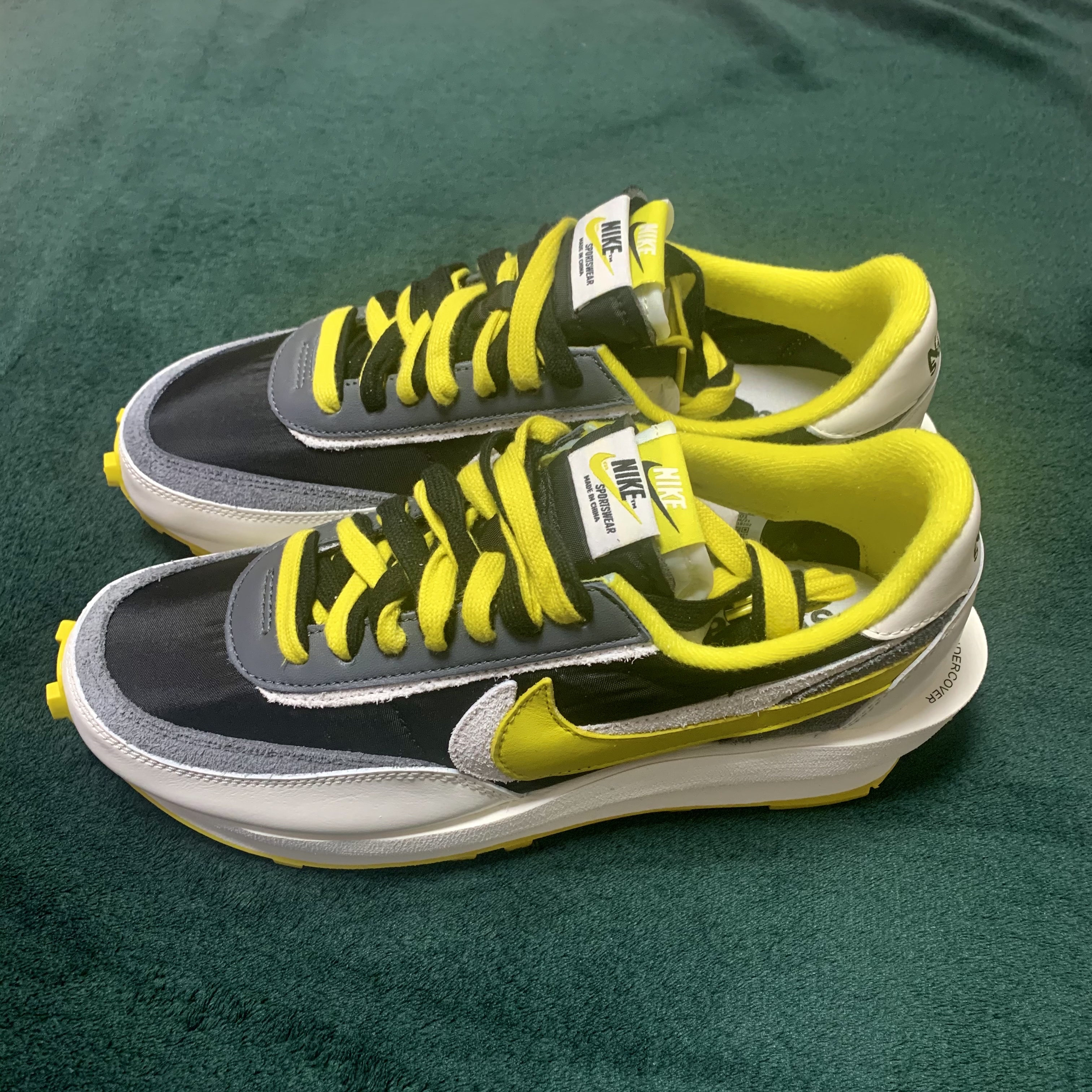 Nike x Sacai x Undercover LDWaffle Black Bright Citron 착용 스타일 - 3