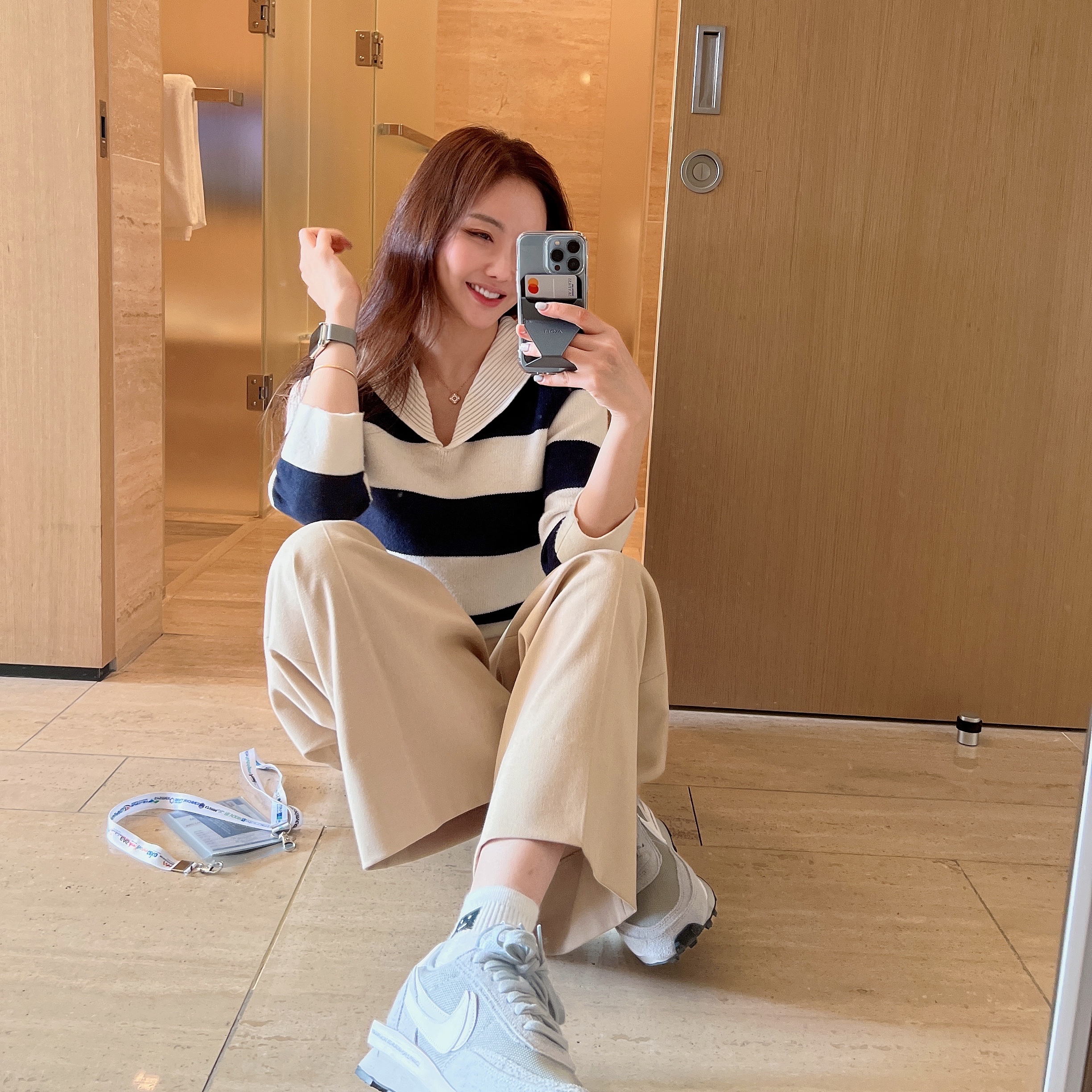 Nike x Sacai x Fragment LDWaffle Light Smoke Grey 착용 스타일 - 2
