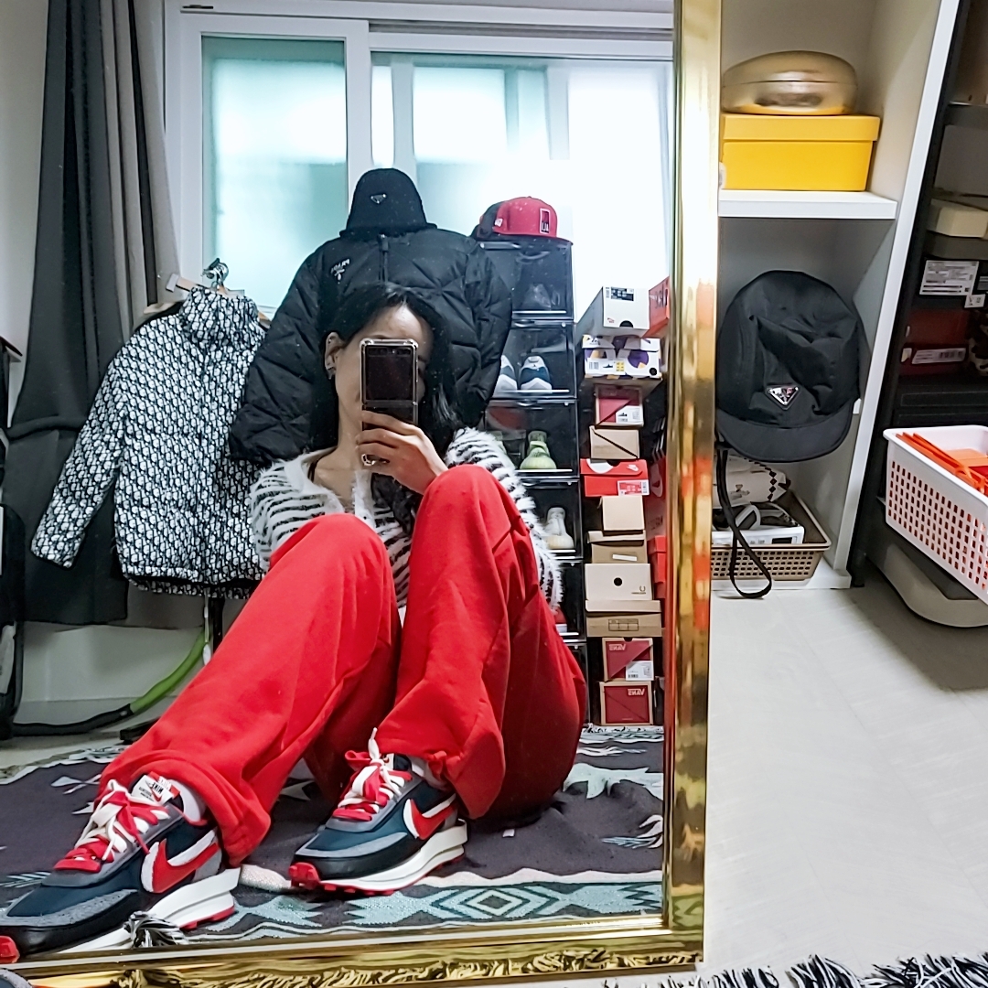 Nike x Sacai x Undercover LDWaffle Midnight Spruce University Red 착용 스타일 - 1