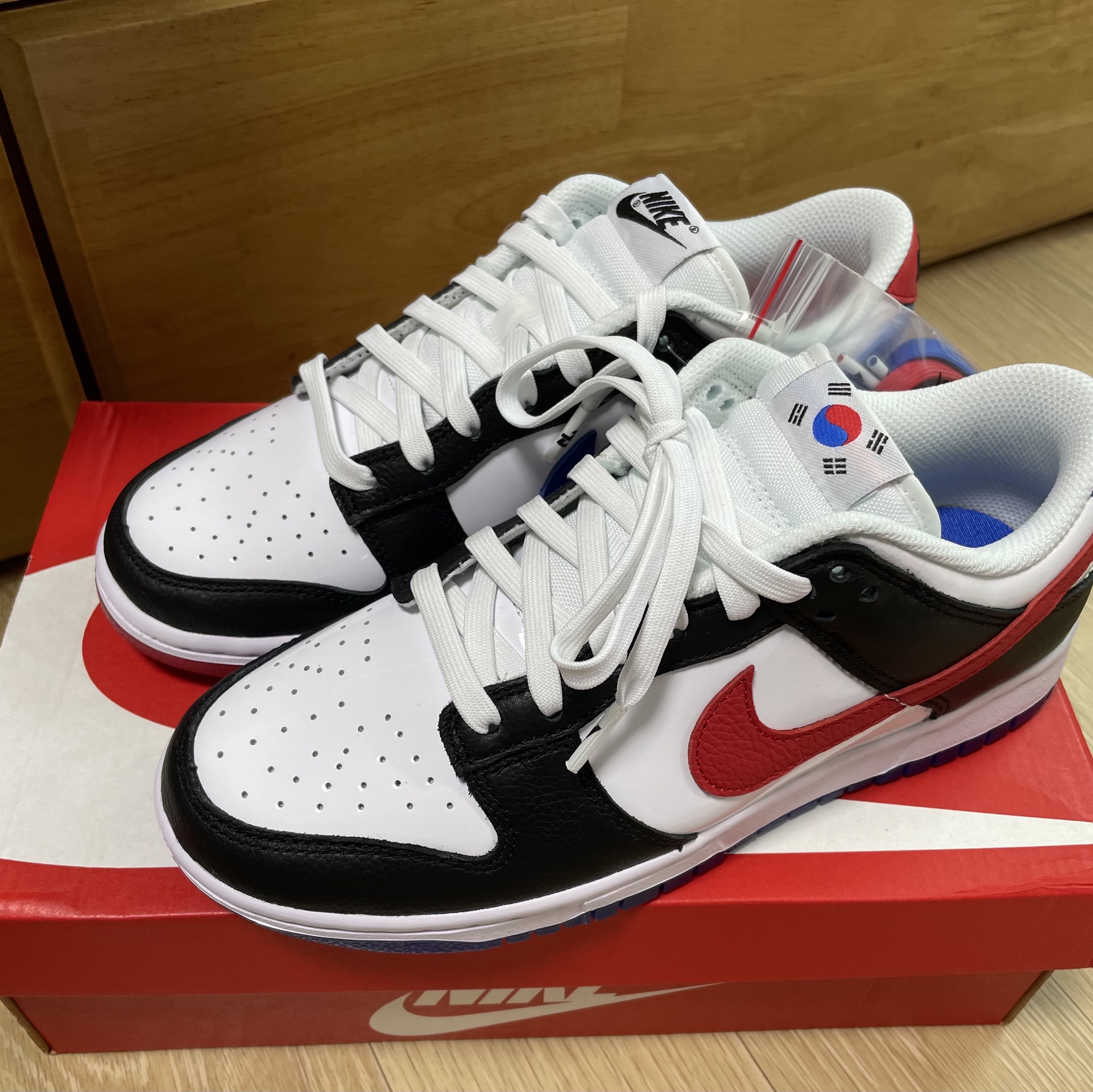Nike Dunk Low SE Seoul 착용 스타일 - 2