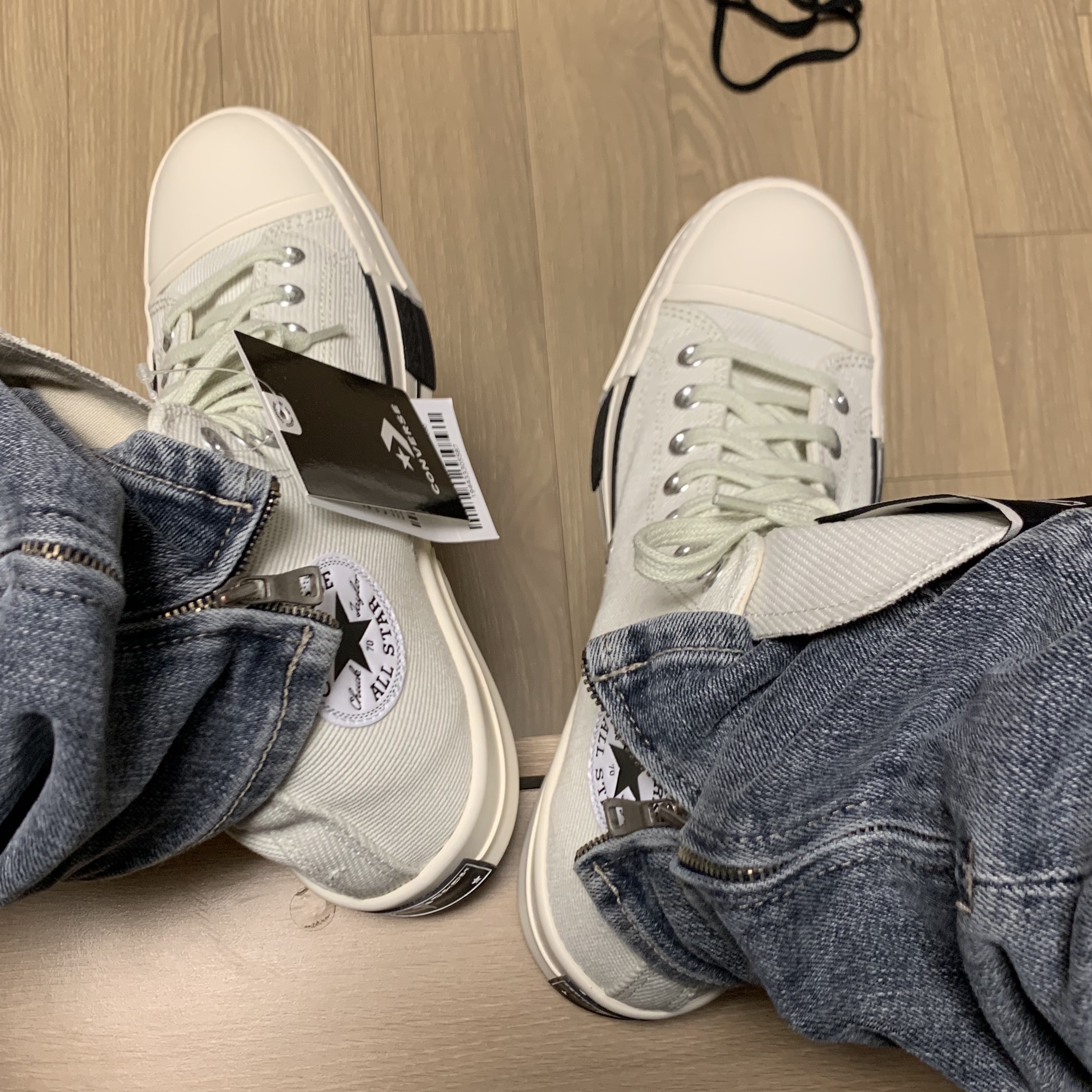 Converse x Drkshdw Drkstr Chuck 70 High Lily White 착용 스타일 - 1