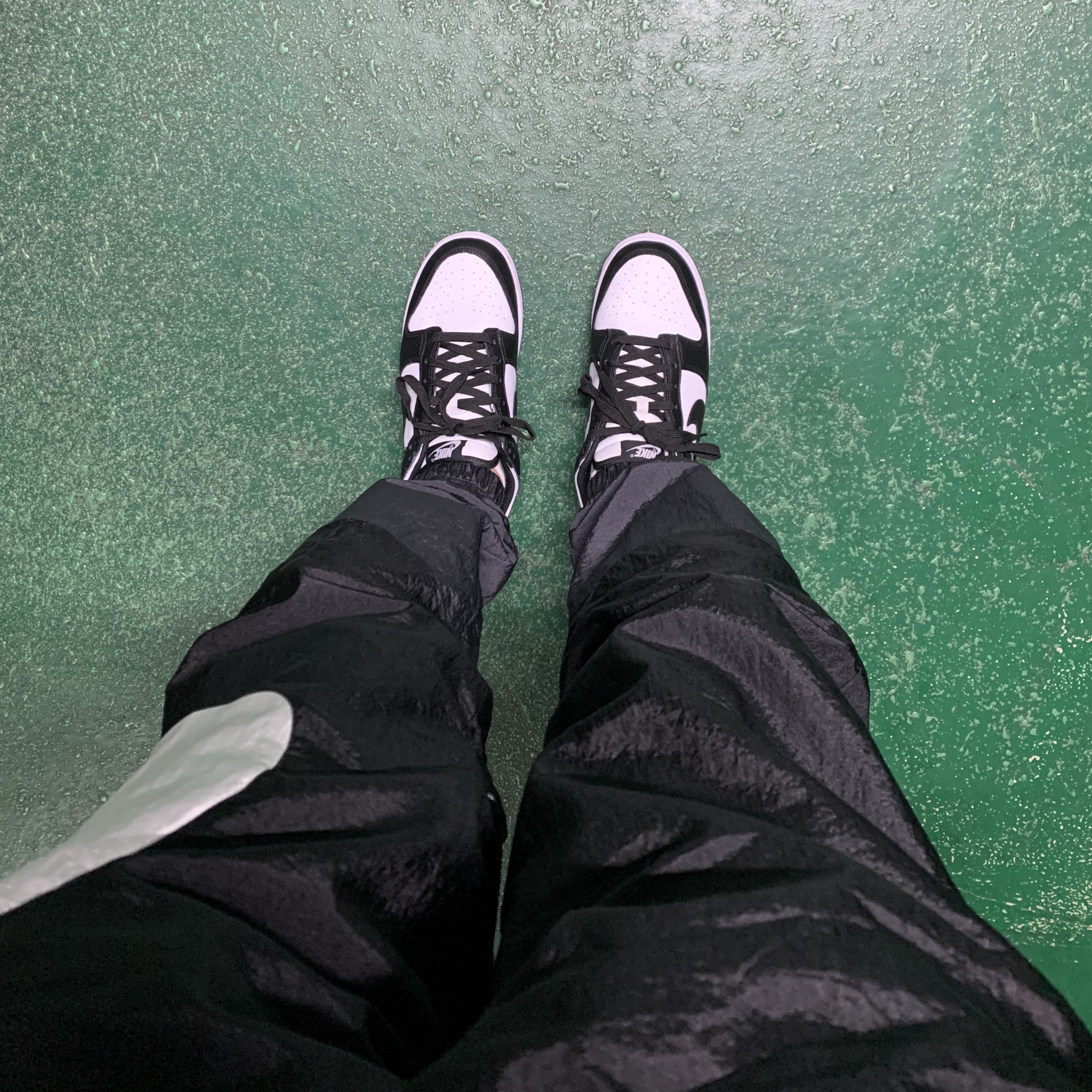 Nike Dunk Low Retro Black, (W) Nike Dunk Low Black 착용 스타일 - 1