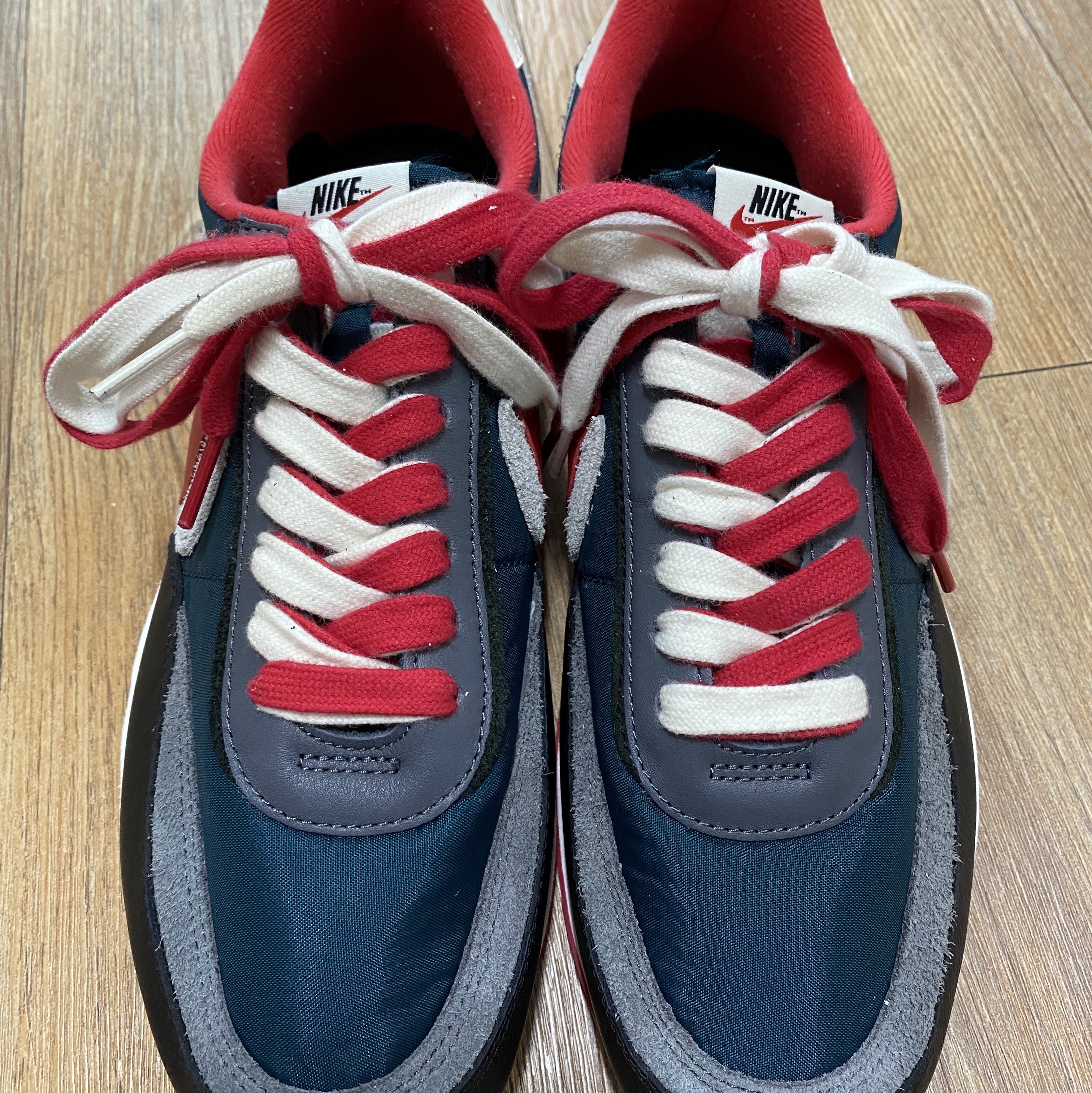 Nike x Sacai x Undercover LDWaffle Midnight Spruce University Red 착용 스타일 - 2
