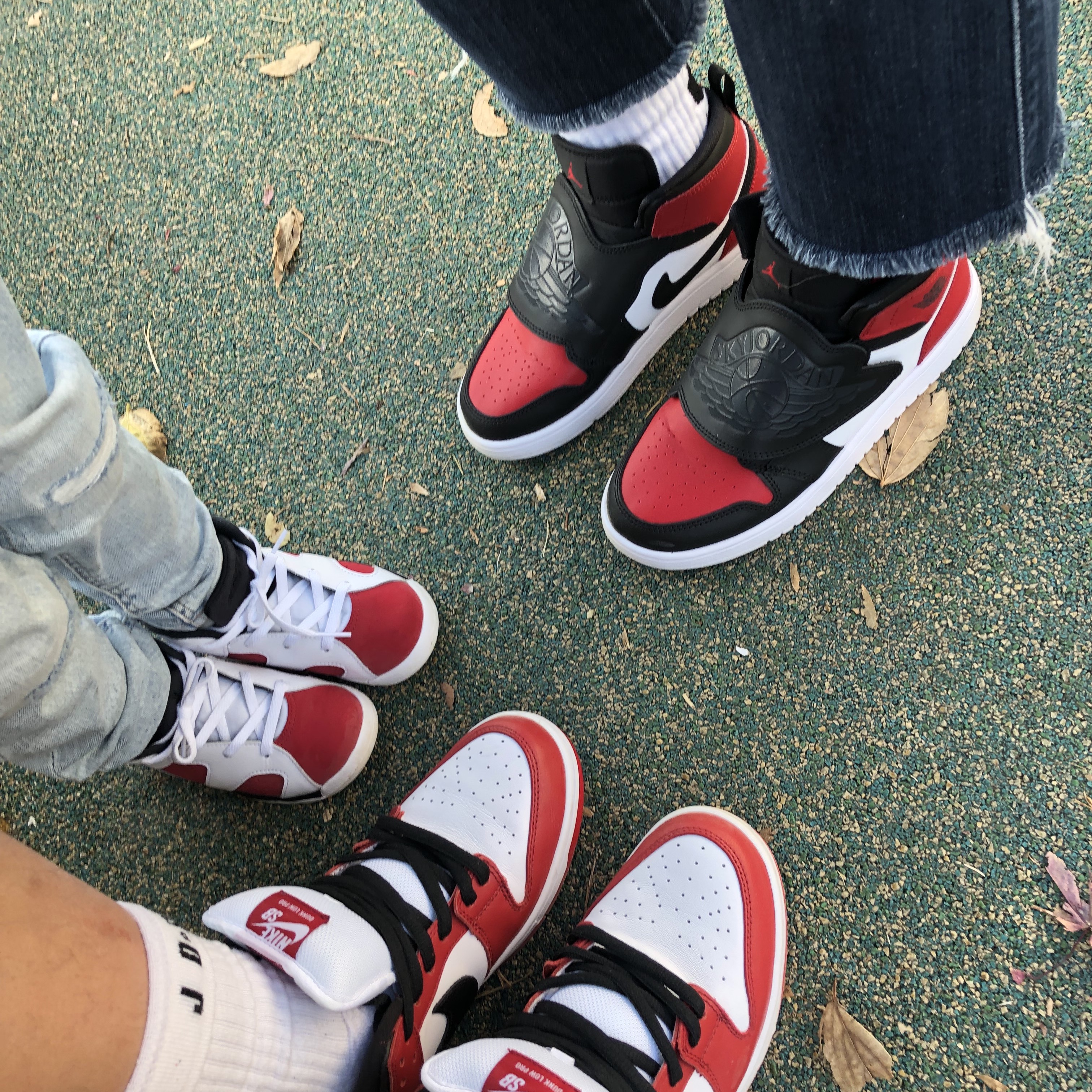 Nike SB Dunk Low Pro Chicago, (TD) Jordan 6 Retro Carmine 2021 착용 스타일