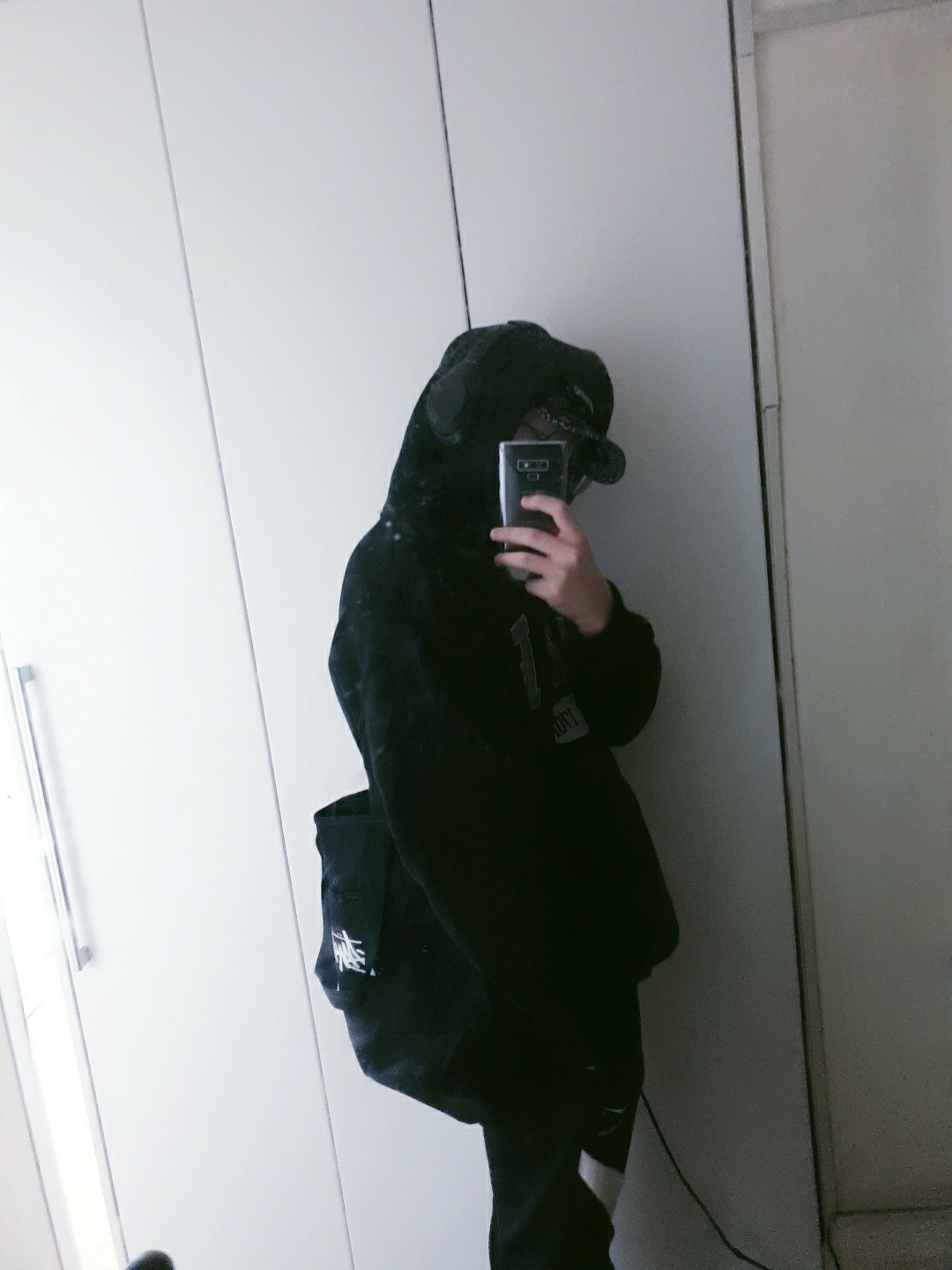 Nike x Stussy Tote Bag, Supreme Bandana Camp Cap Black - 21SS 착용 스타일