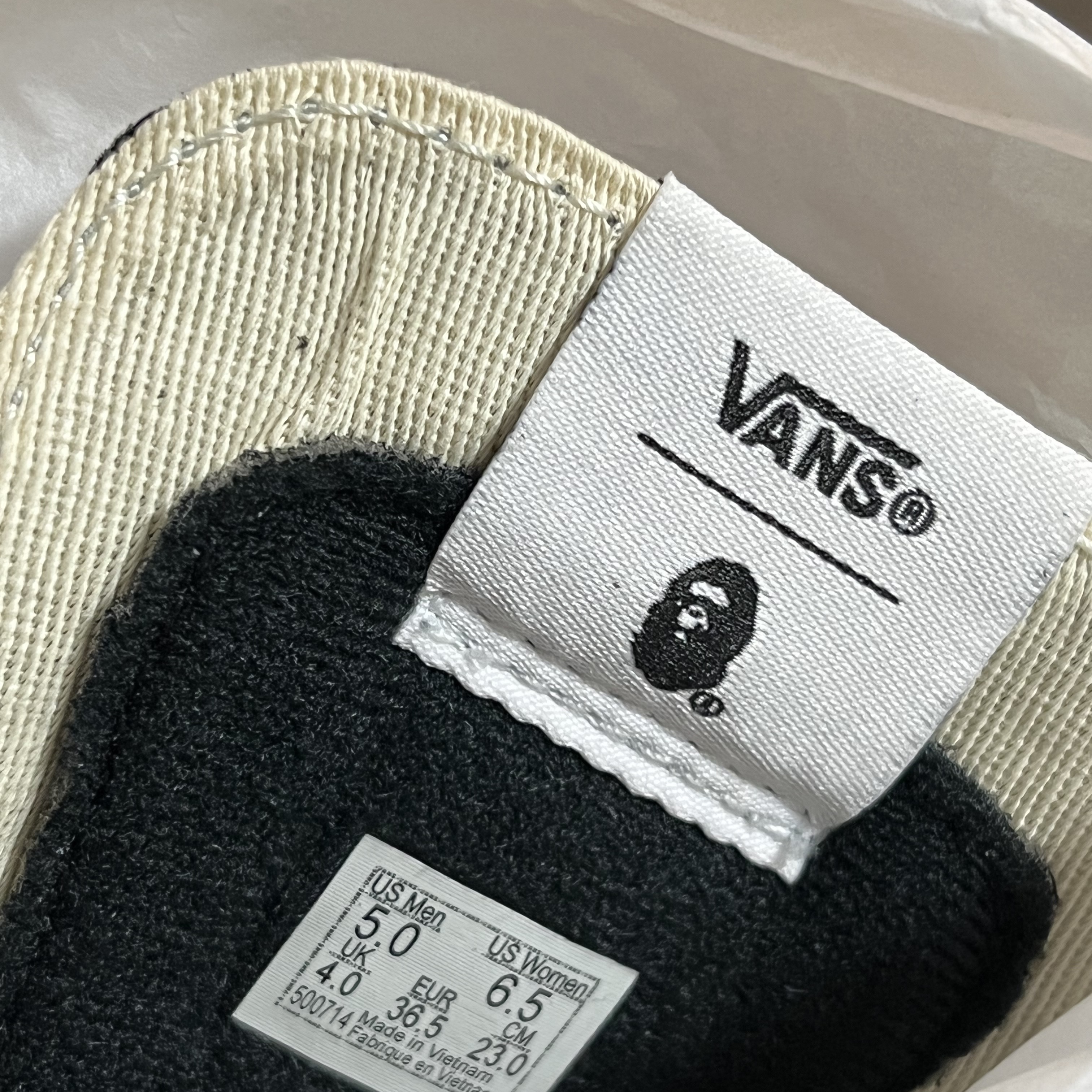 Vans x BAPE Sk8-Hi 38 DX Line ABC Camo Black 착용 스타일 - 3