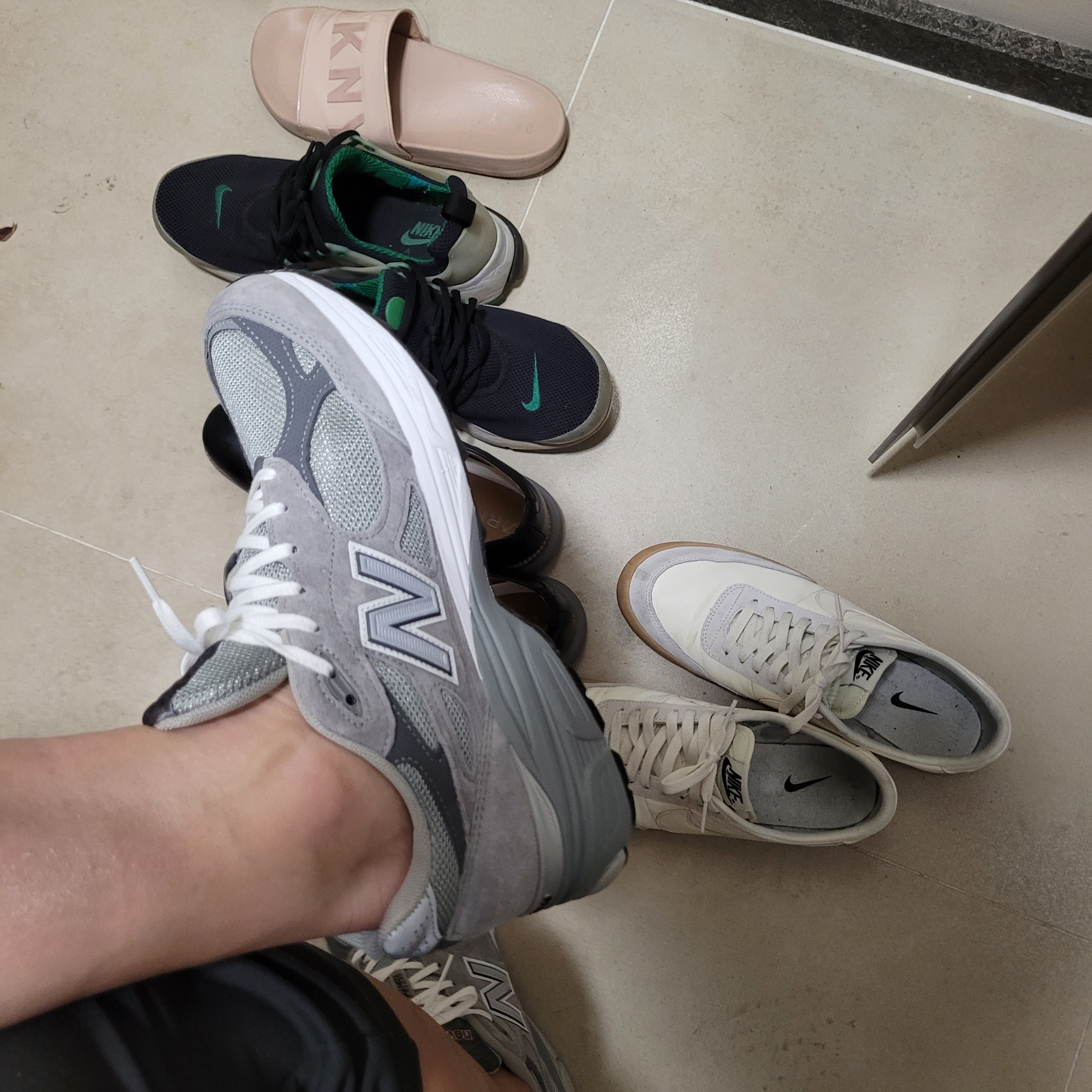 New Balance 990v3 Made in USA Grey - D Standard, Nike Killshot 2 Leather Sail Gum 착용 스타일