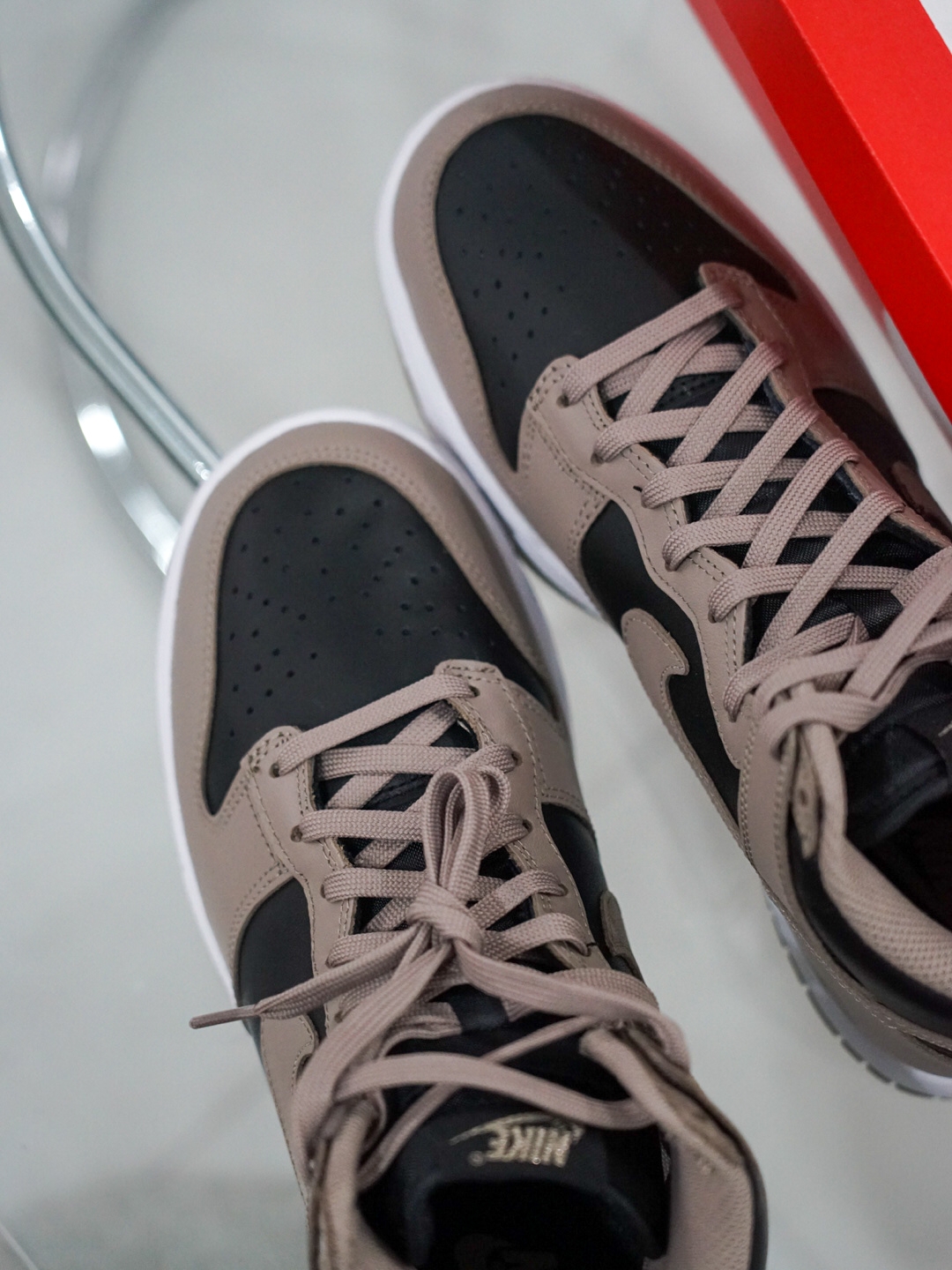 (W) Nike Dunk High Moon Fossil 착용 스타일 - 3