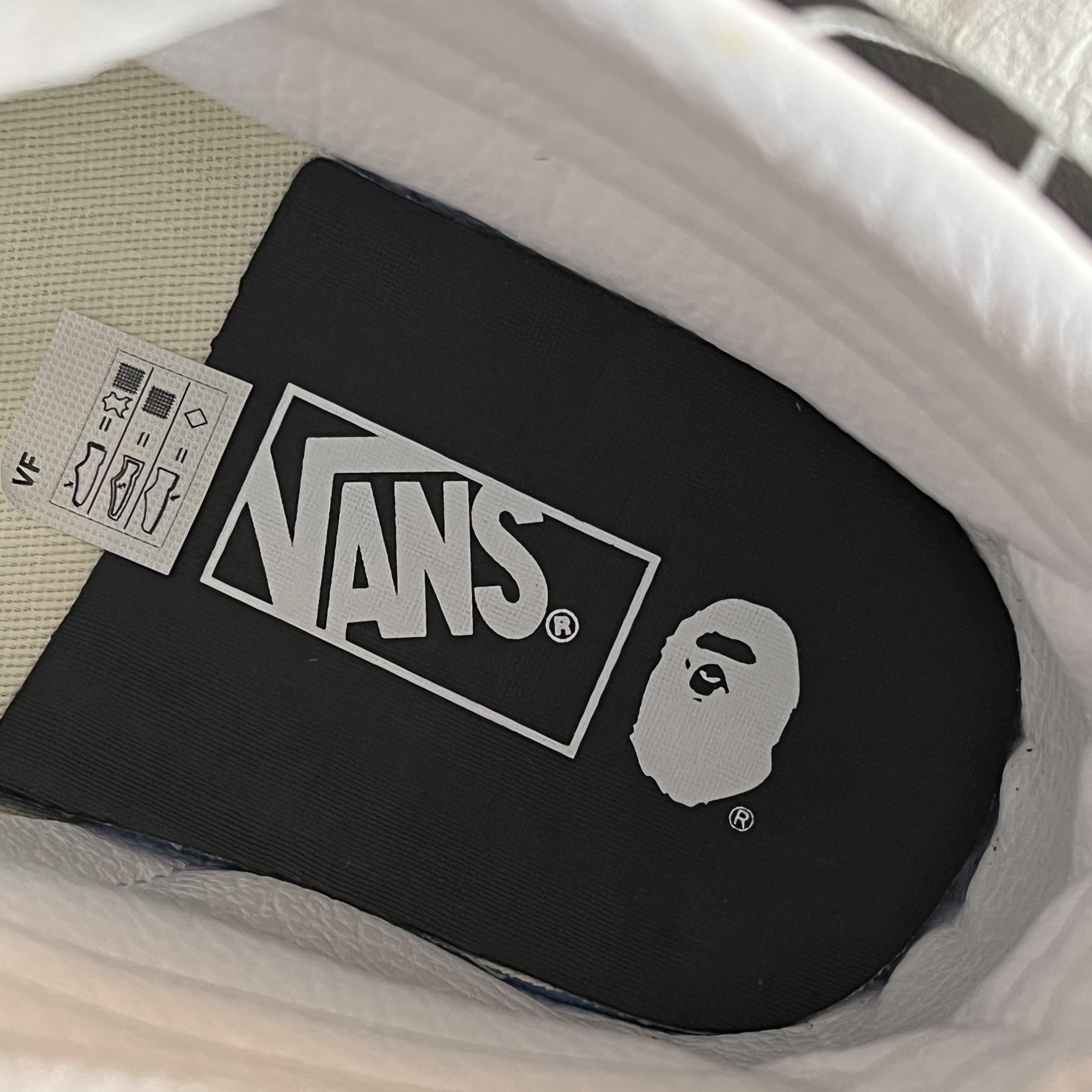 Vans x BAPE Sk8-Hi 38 DX Line ABC Camo Black 착용 스타일 - 4