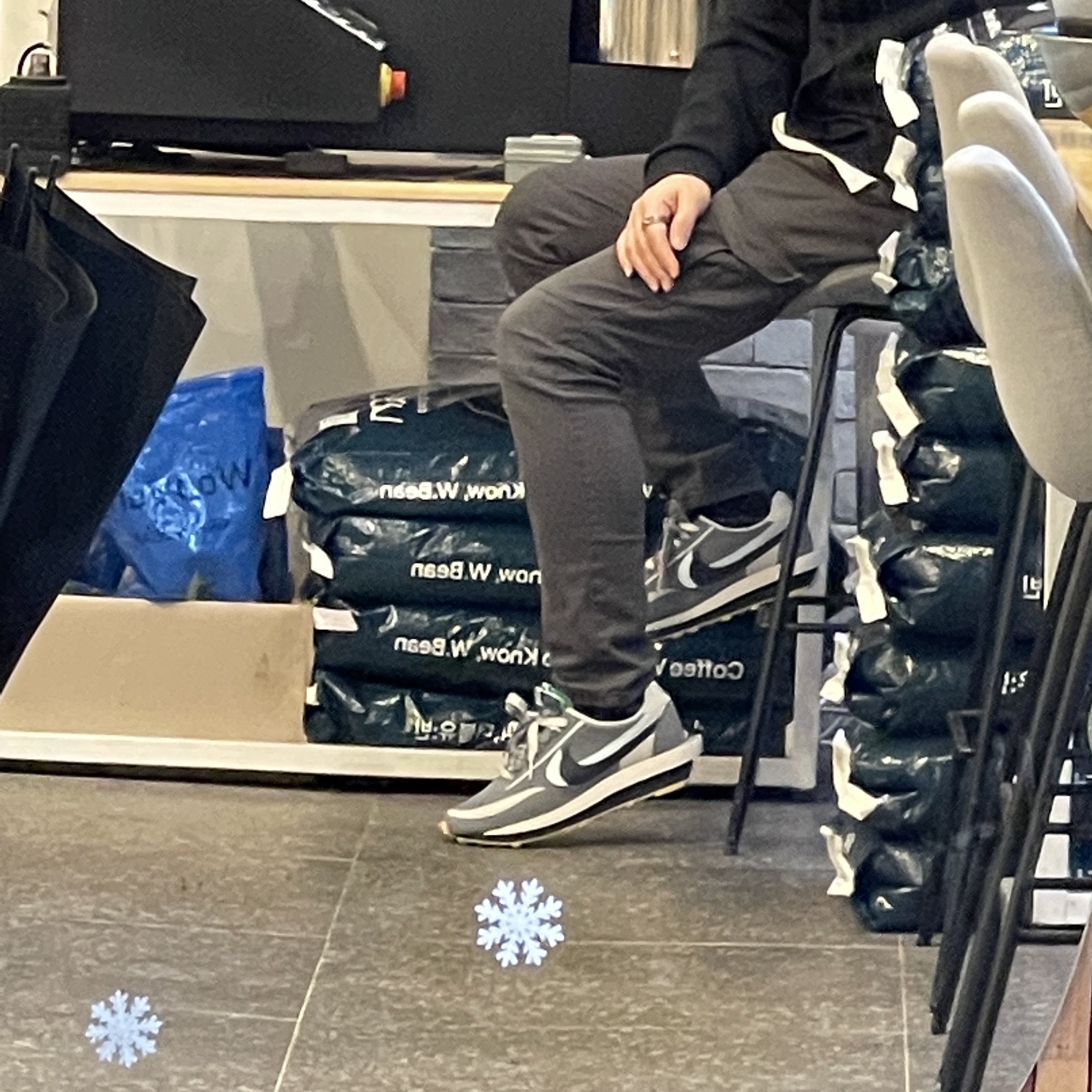 Nike x Sacai x Clot LDWaffle Cool Grey 착용 스타일