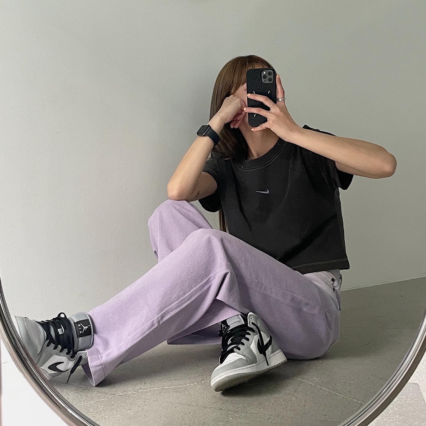 (GS) Jordan 1 Mid Light Smoke Grey 착용 스타일 - 2
