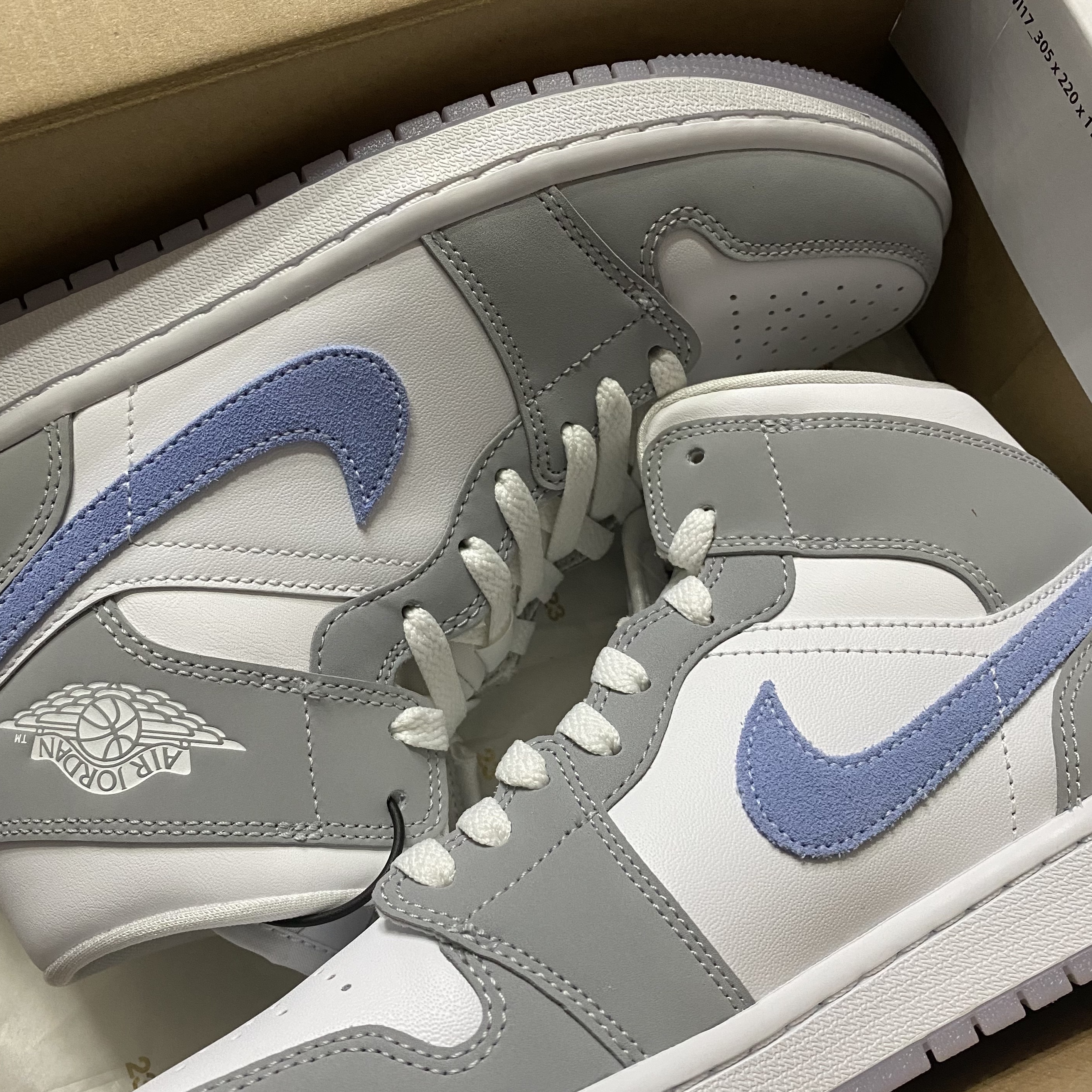 (W) Jordan 1 Mid Wolf Grey 착용 스타일