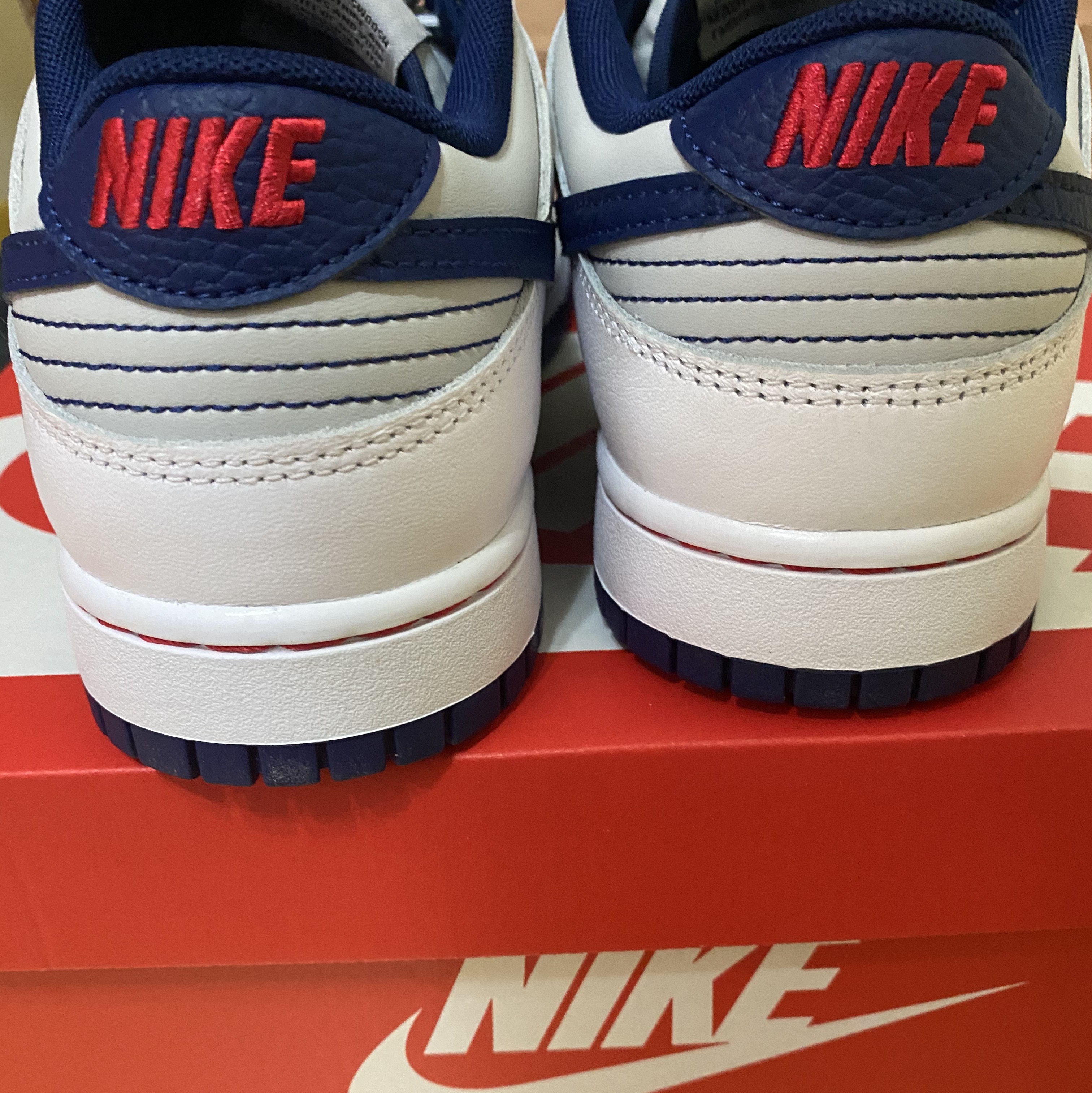 Nike x NBA Dunk Low Retro EMB Nets 착용 스타일 - 2