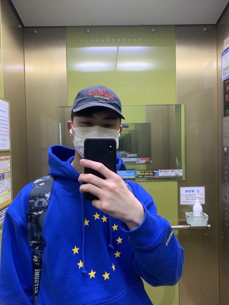 KREAM 프로필 이미지