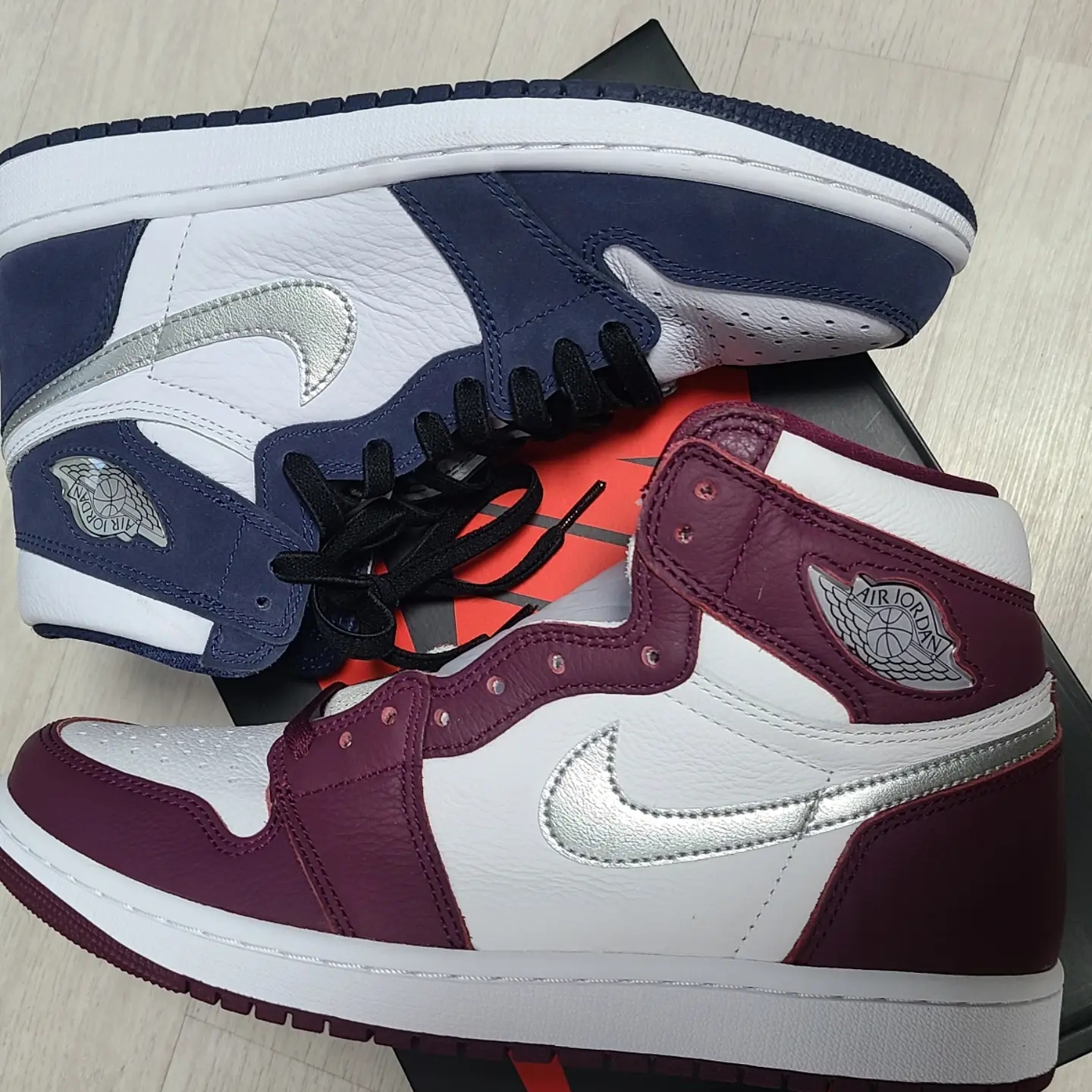 Jordan 1 Retro High OG CO.JP Midnight Navy, Jordan 1 Retro High OG Bordeaux 착용 스타일 - 1