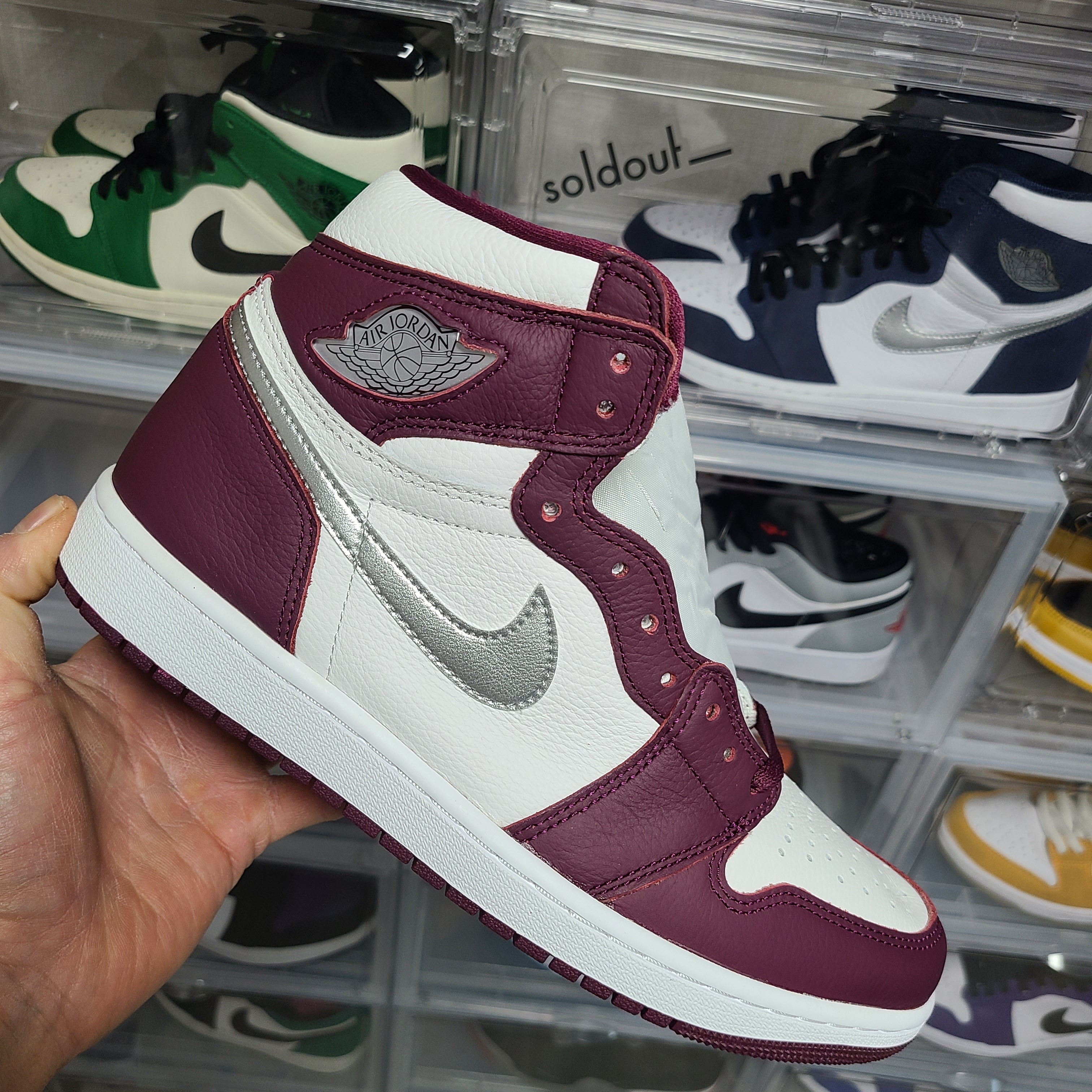 Jordan 1 Retro High OG CO.JP Midnight Navy, Jordan 1 Retro High OG Bordeaux 착용 스타일 - 2