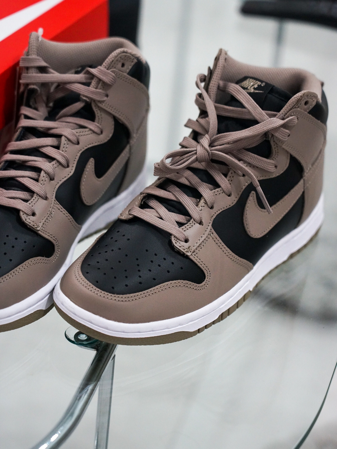 (W) Nike Dunk High Moon Fossil 착용 스타일 - 2