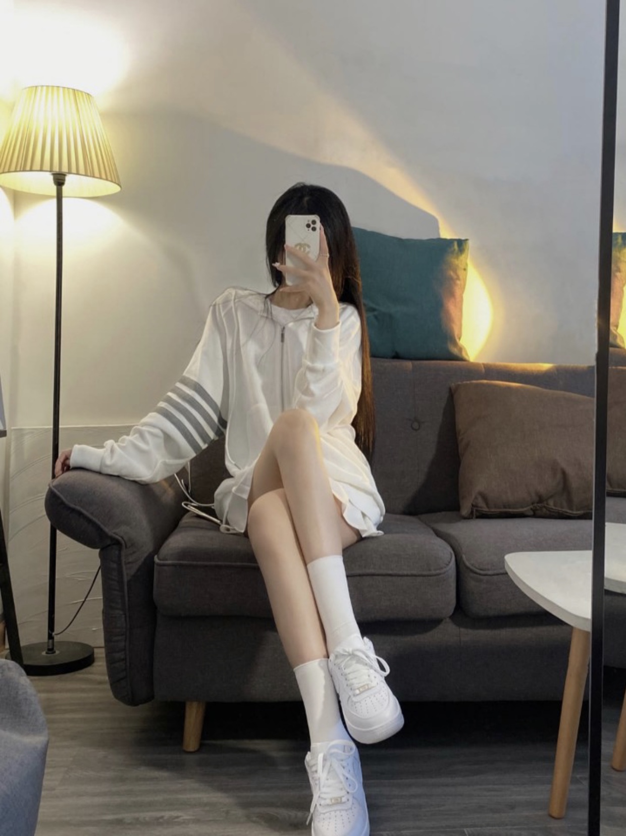 Nike Air Force 1 '07 Craft Triple White 착용 스타일 - 3