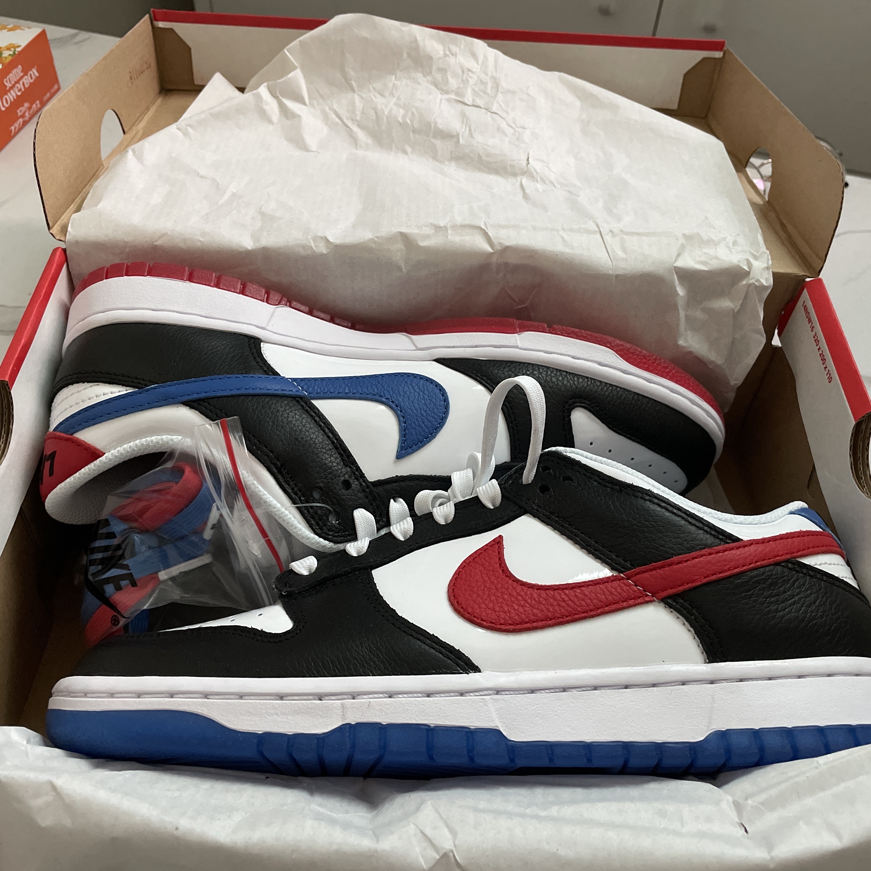 Nike Dunk Low SE Seoul 착용 스타일 - 2