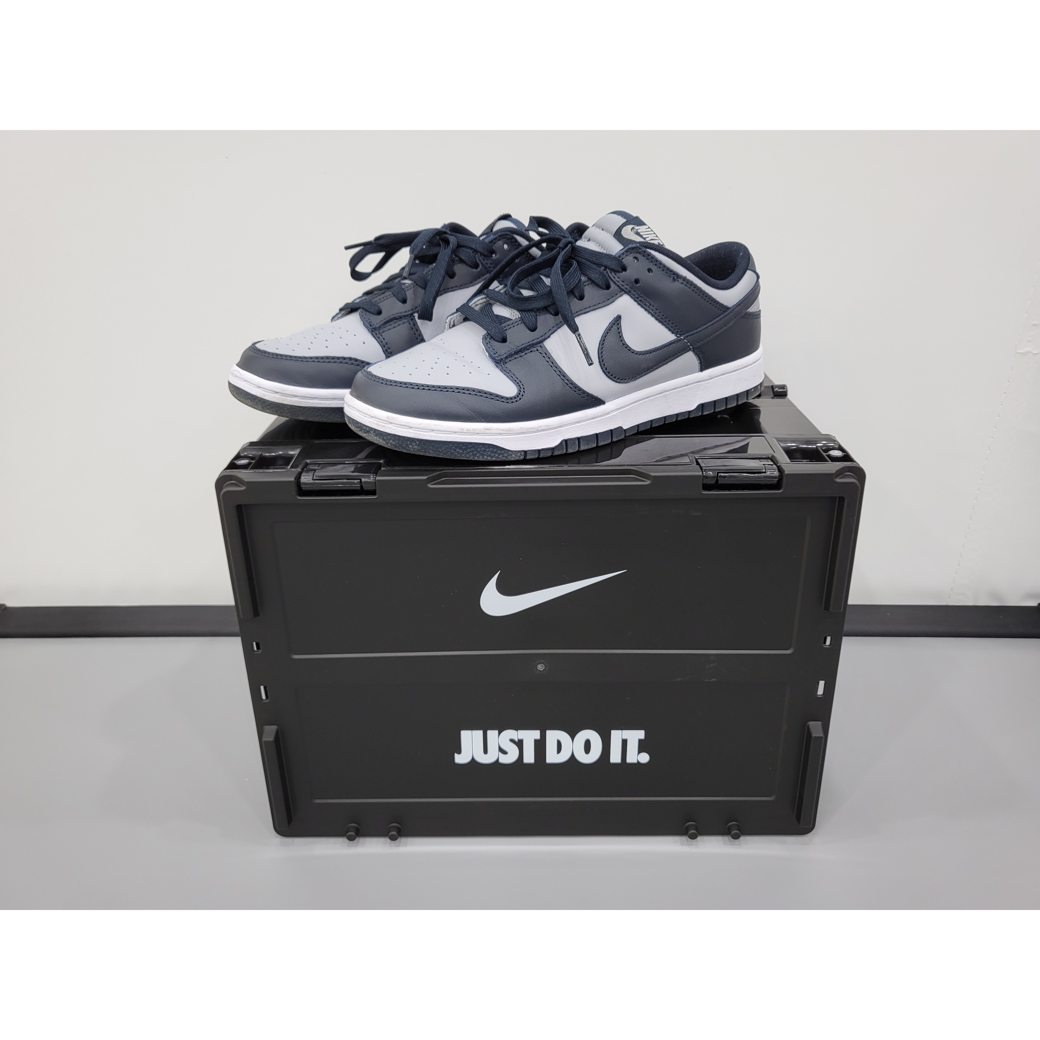 Nike Members Days Live Folding Box Black, Nike Dunk Low Retro Championship Grey 착용 스타일